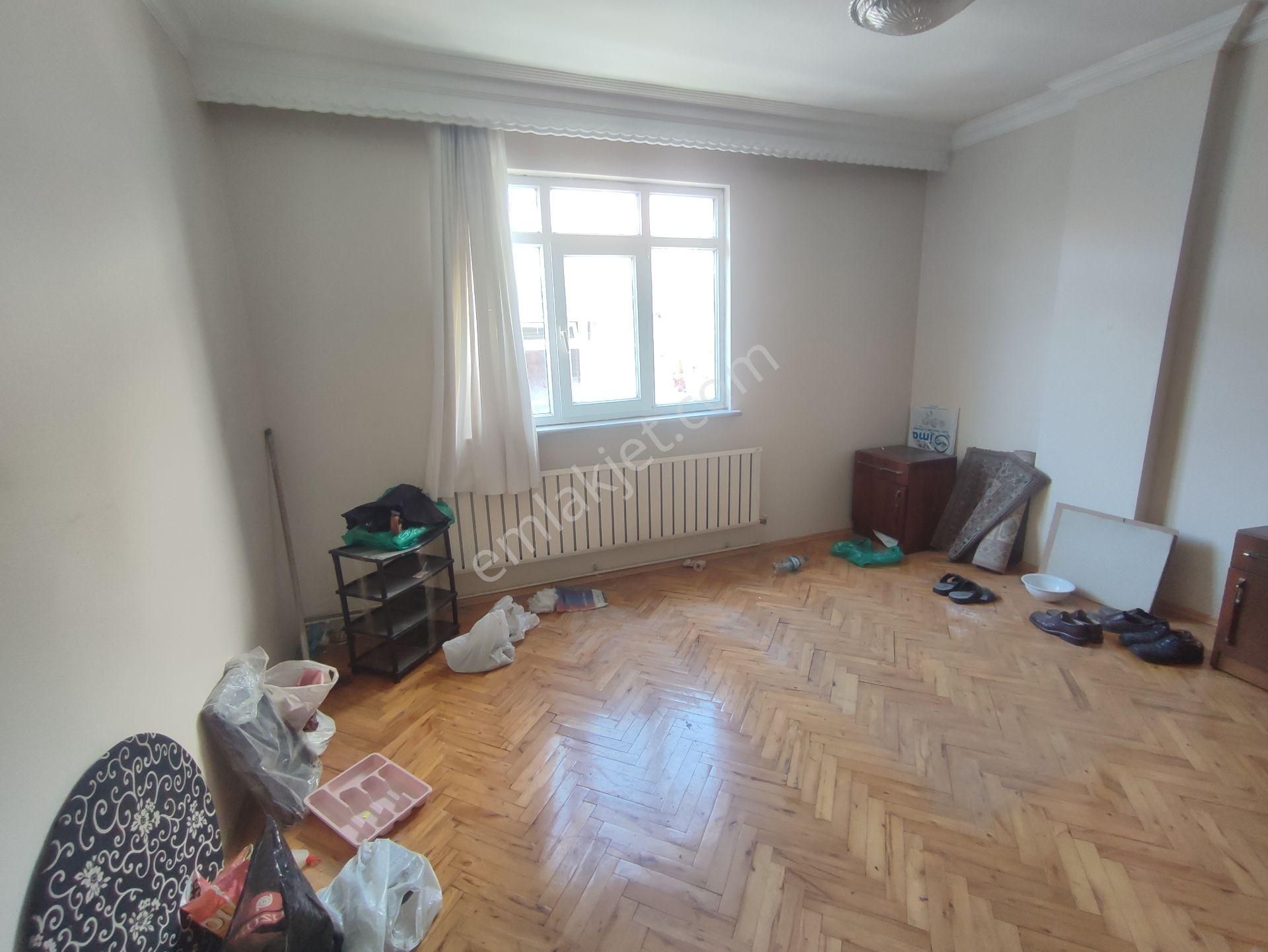 Balcıoğlundan Kartaltepe Mah. Tranvaya Yakın Satılık 3. Normal Kat Daire - Görsel 8