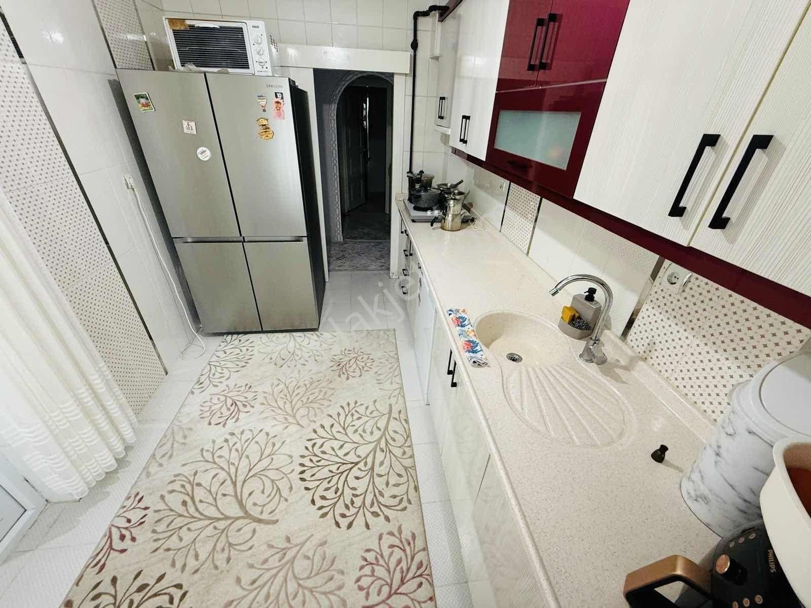 ...acill..yeni Çınardan Ara Katta Full Yapılı 3+1 Daire