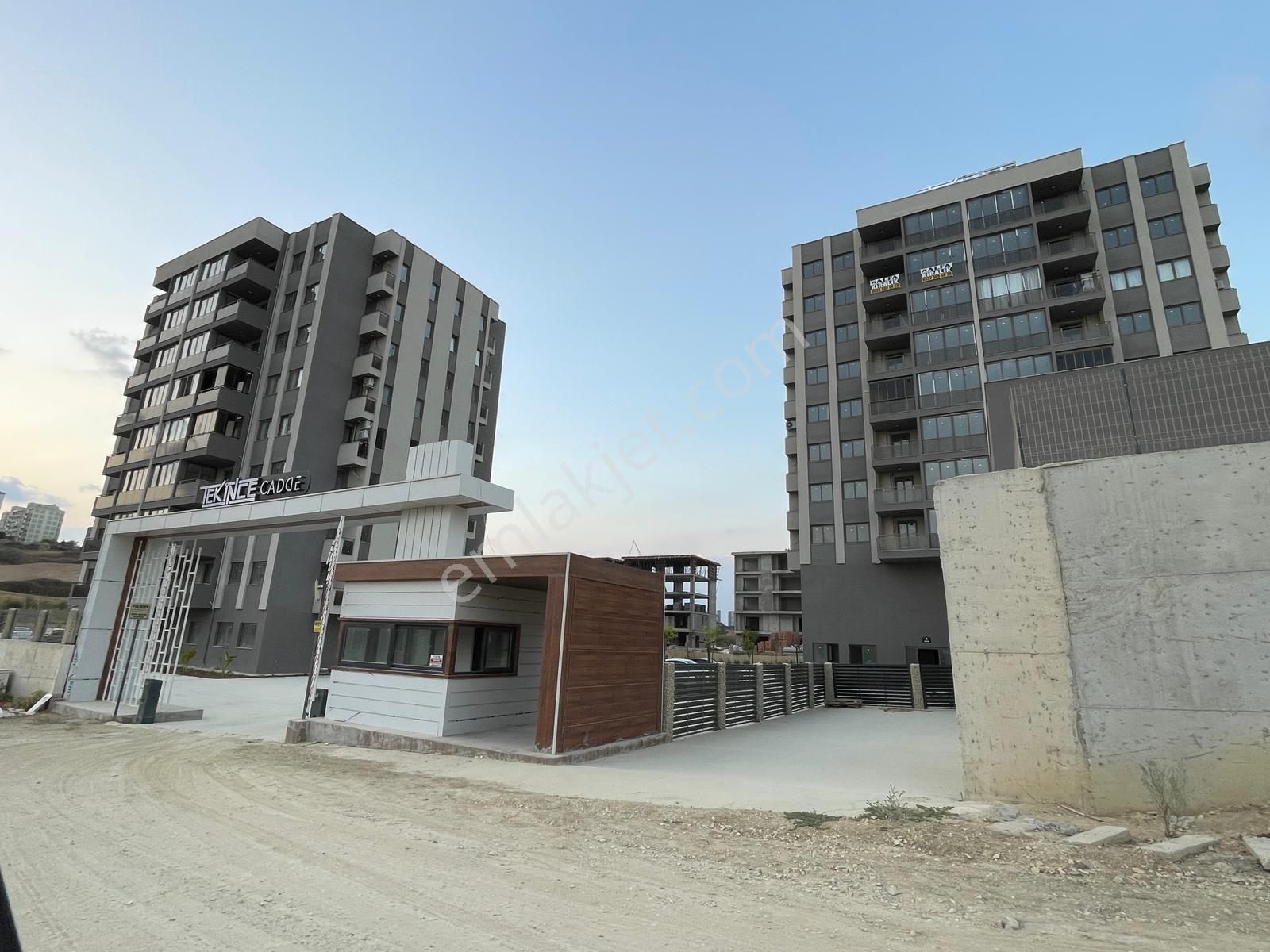 Kabasakal'da 7/24 Özel Güvenlikli Site İçi Kapalı Mutfaklı Deprem Projeli Cazip Fiyat'ta Lüks Daire - Görsel 6