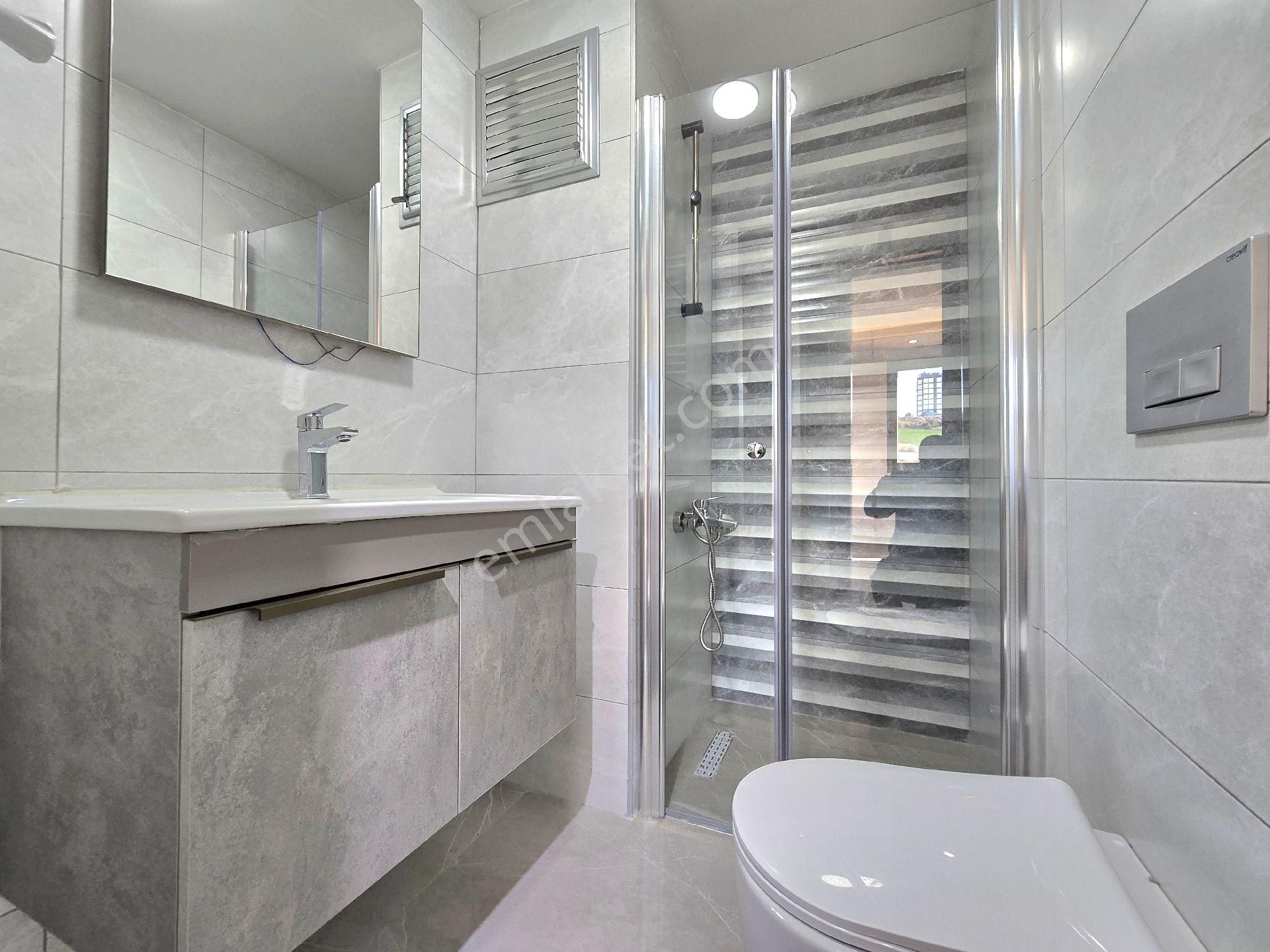 Kabasakal'da 7/24 Özel Güvenlikli Site İçi Kapalı Mutfaklı Deprem Projeli Cazip Fiyat'ta Lüks Daire - Görsel 13