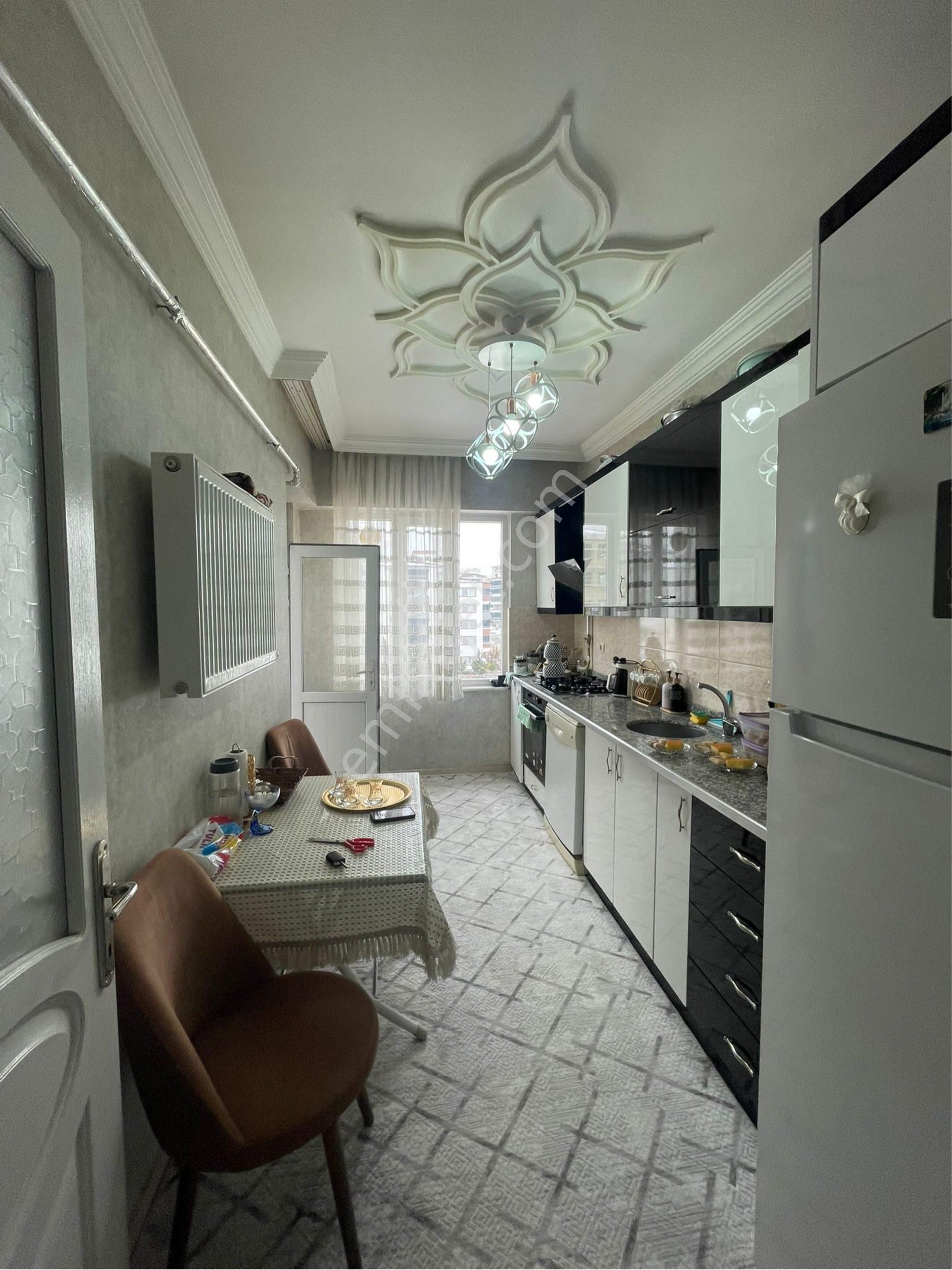 Nuray Gayrimenkulden 75. Yılda Satılık 2+1 İskanlı Daire - Görsel 10