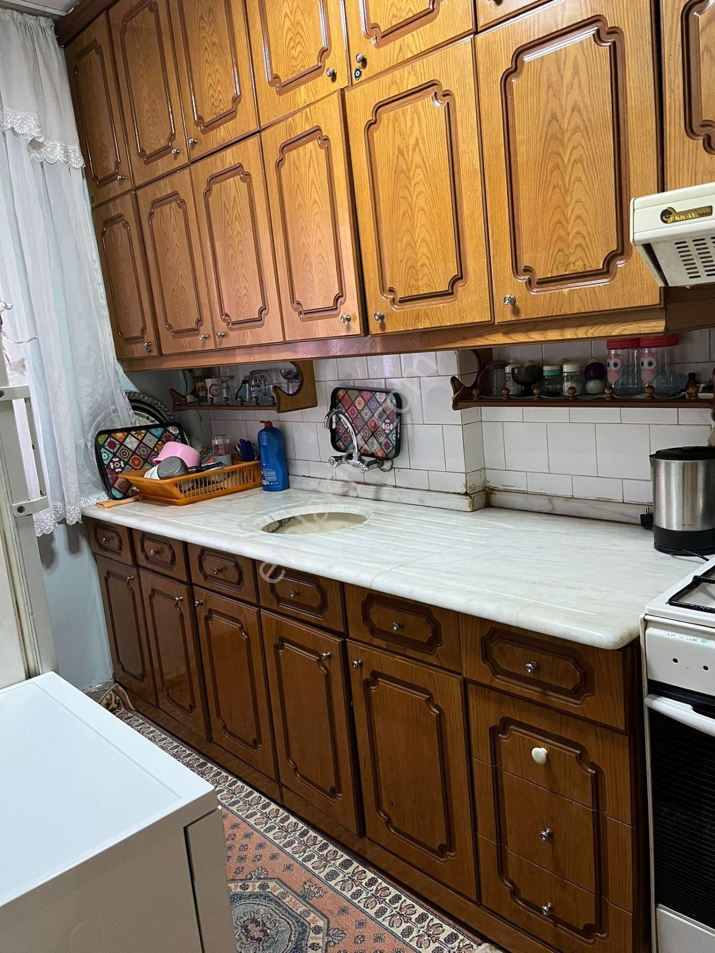 Belsin Kürsü Durağı Önü 3+1 Satılık Fırsat Daire - Görsel 3