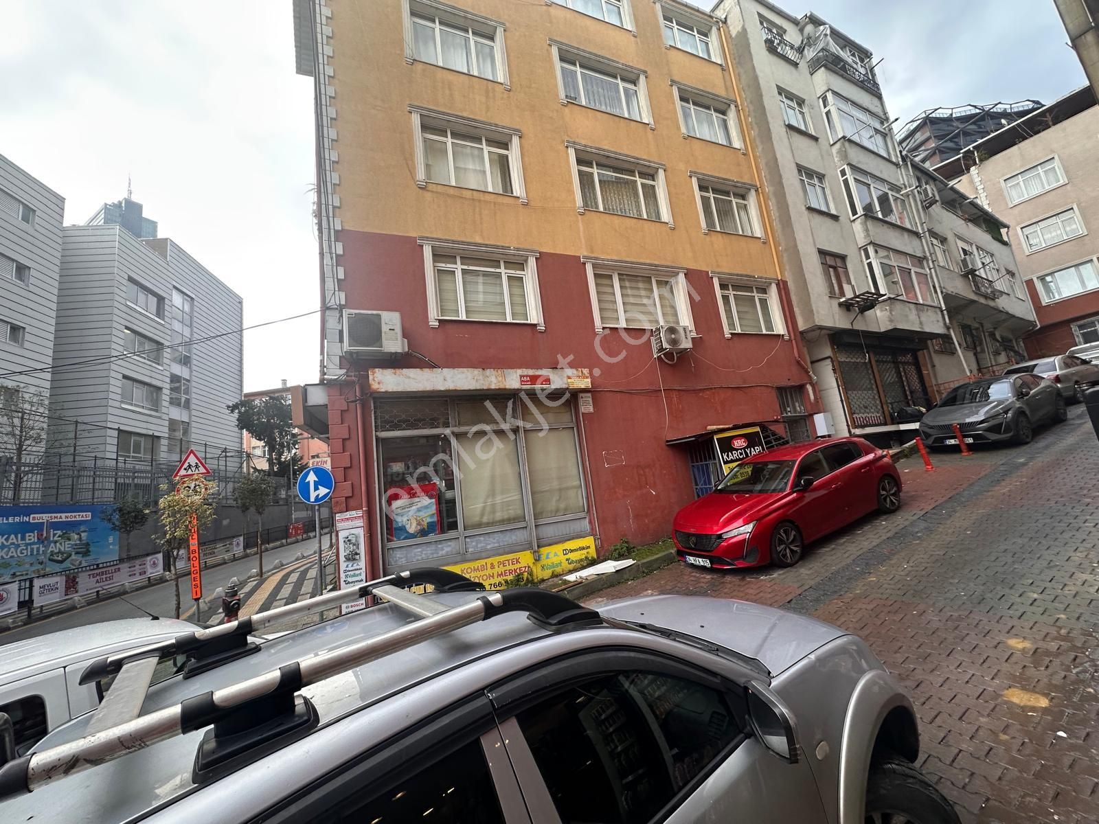4.levent Metroya 5 Dakika,her İşe Uygun Kiralık Dükkan Artum'dan - Görsel 2