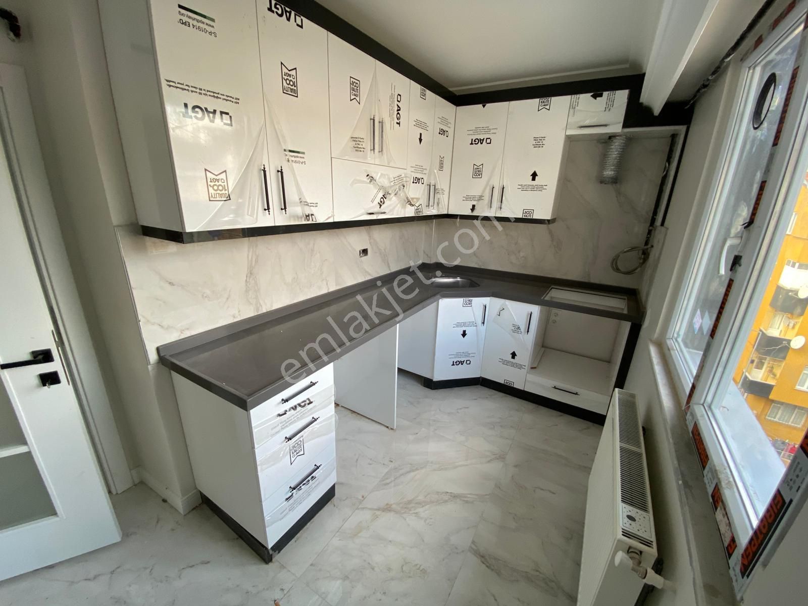 Yıldız Dan Mevlana Camisi Yakını Sıfır Kredili 2+1 Geniş Lüx Daire - Görsel 8