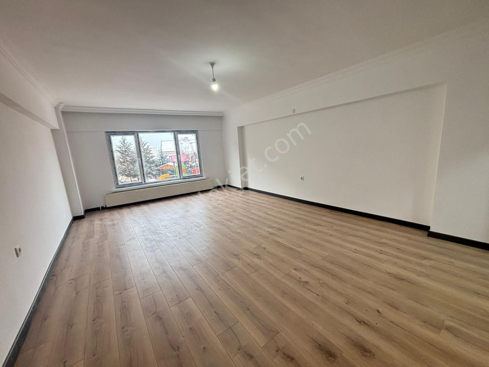 Bademlik'te Cadde Üzeri Yapılı 3+1 Daire! - Görsel 6
