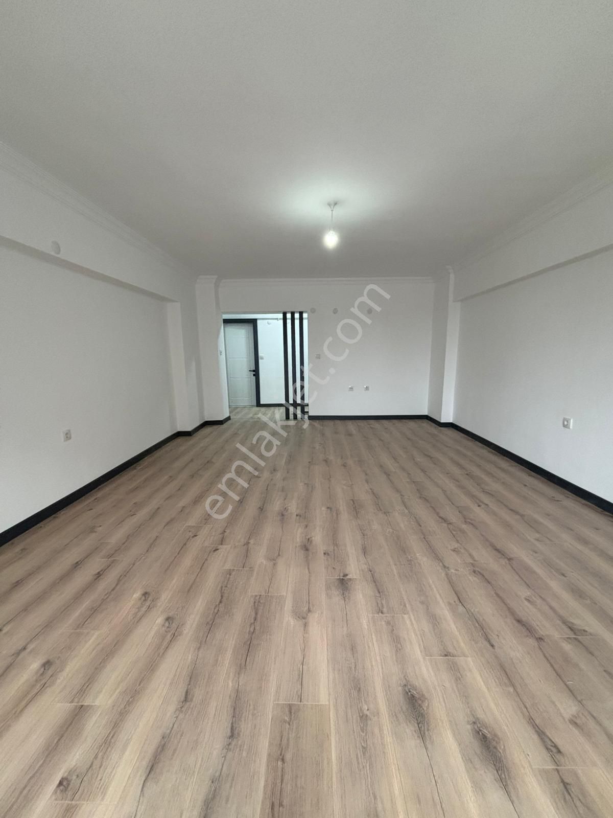 Bademlik'te Cadde Üzeri Yapılı 3+1 Daire! - Görsel 10