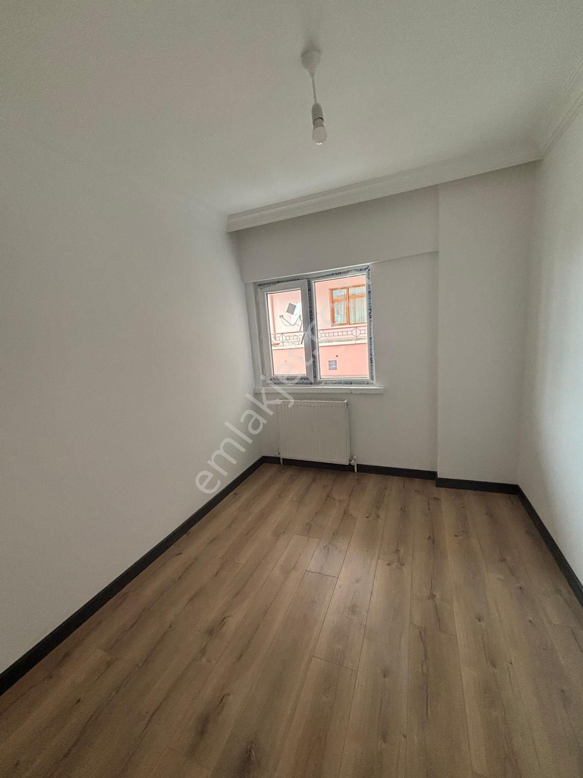 Bademlik'te Cadde Üzeri Yapılı 3+1 Daire! - Görsel 17