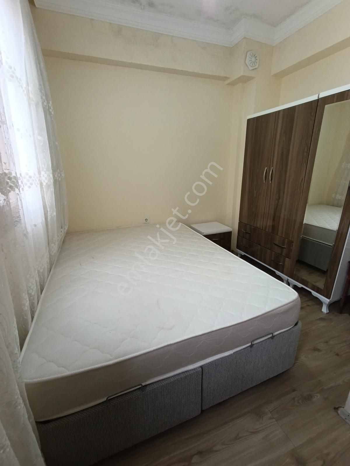 Yenifoça'da Çok İyi Konumda Satılık Eşyalı Dubleks Taş Mesken - Görsel 33