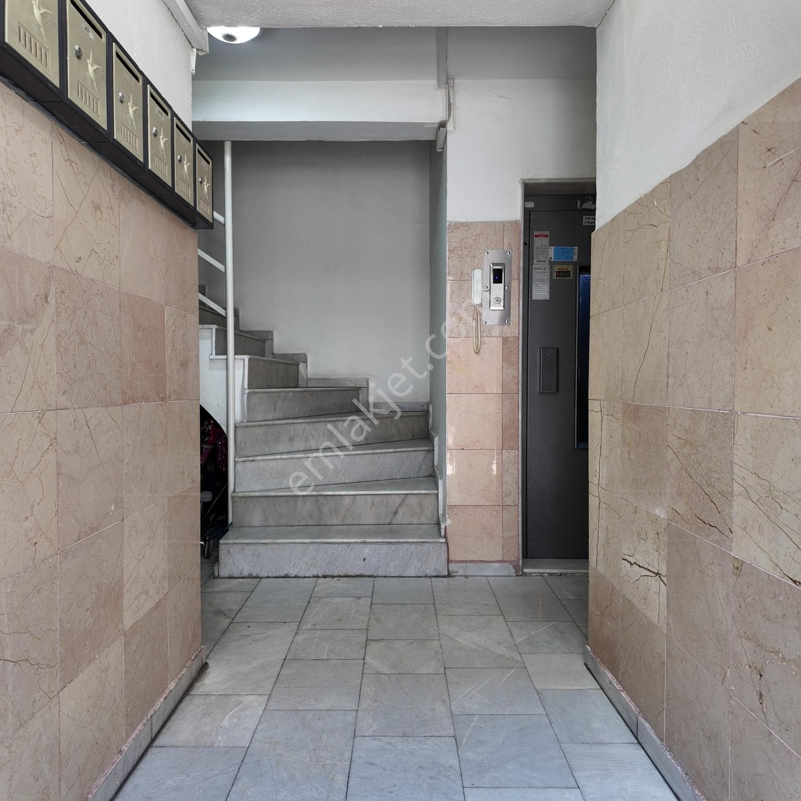 Ragıpbey Mahallesi Merkezde 150 M² Asansörlü 3+1 Eşyalı Satılık - Görsel 29