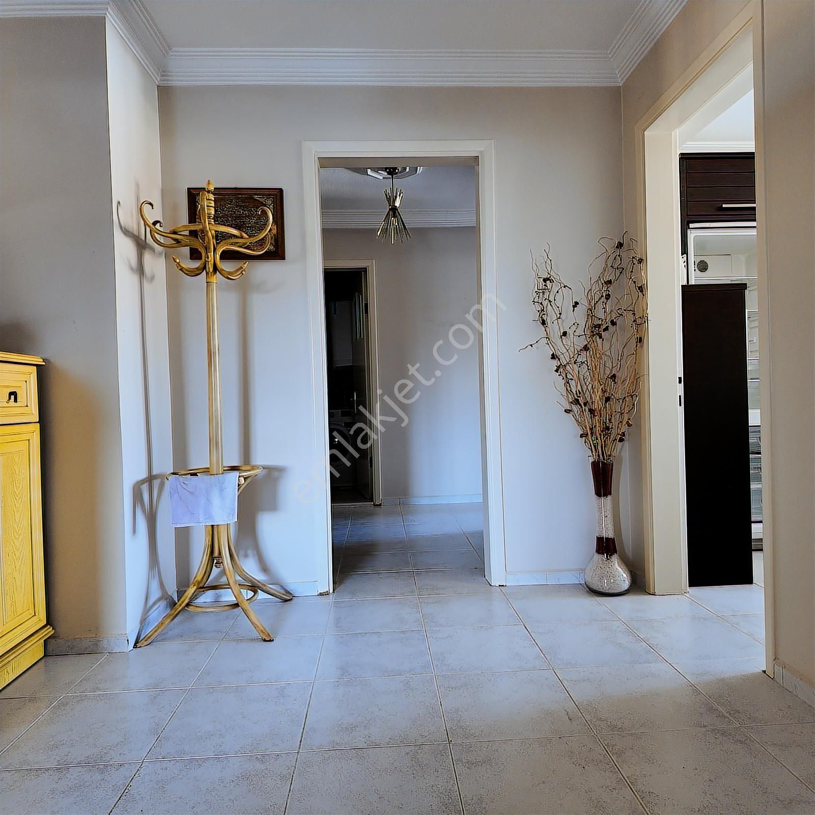 Ragıpbey Mahallesi Merkezde 150 M² Asansörlü 3+1 Eşyalı Satılık - Görsel 23