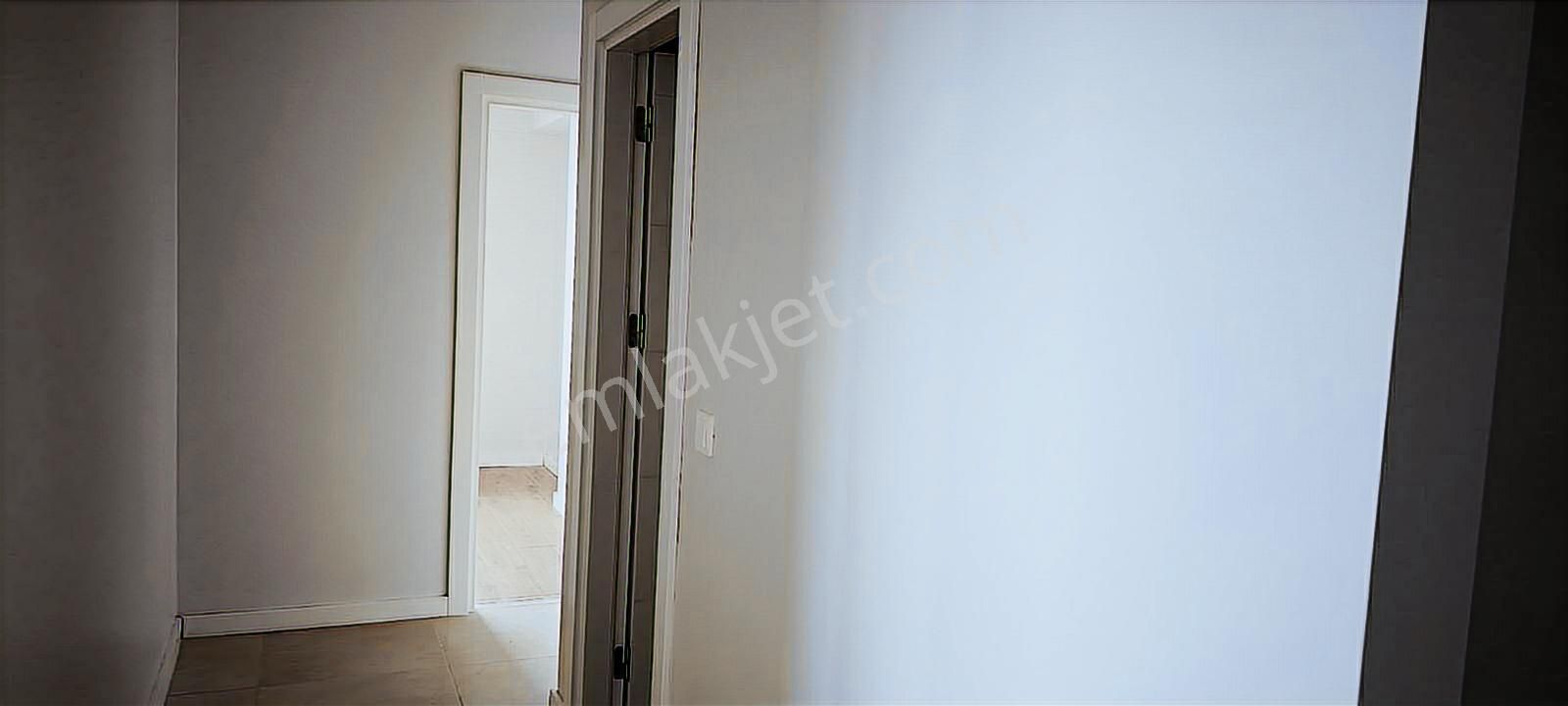 Eles Gayrimenkulden Kiralık Ebeveyn Banyolu En Üst Kat 2+1 Daire - Görsel 17