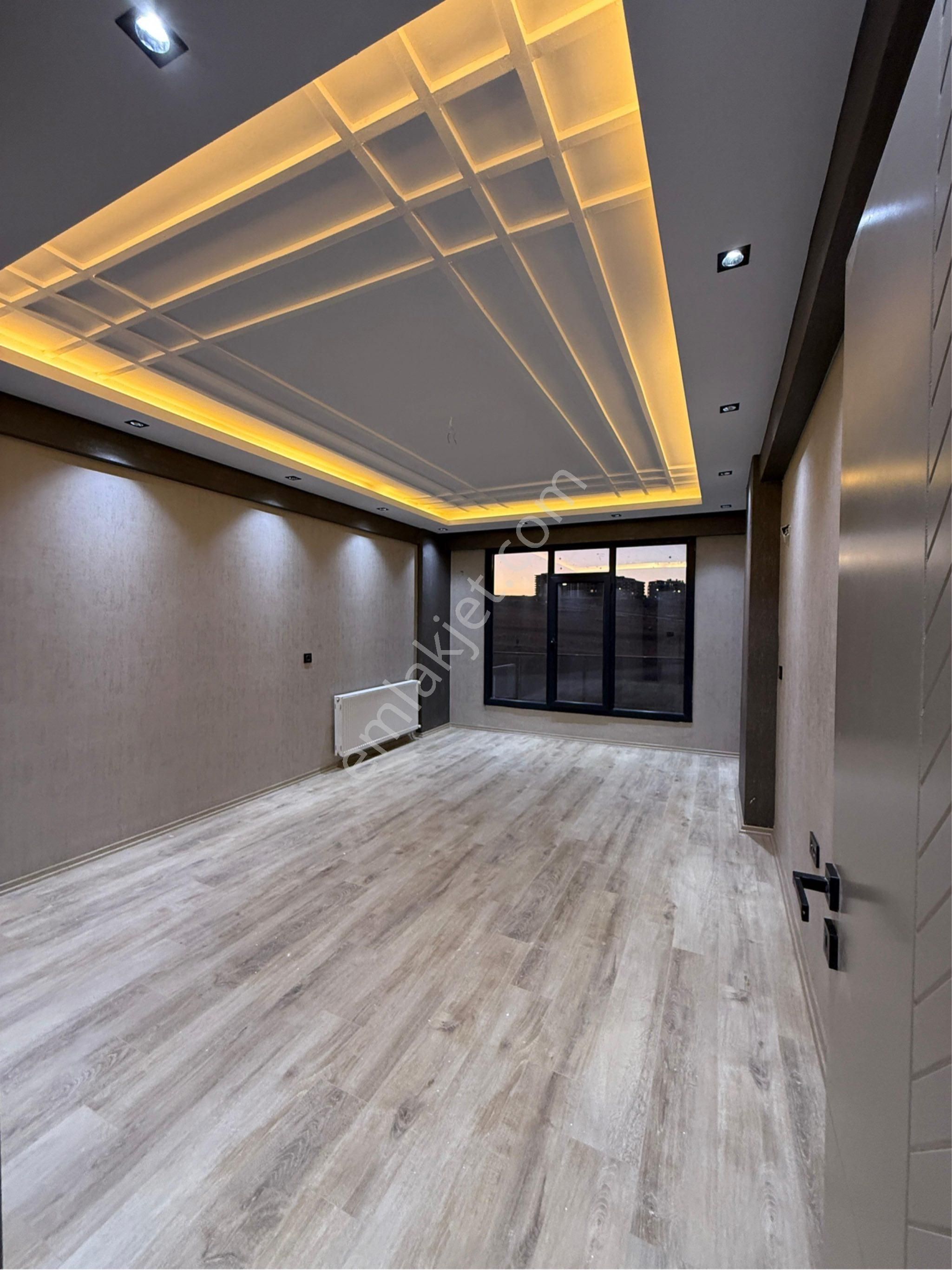 Bölgenin En Geniş Oturuma Sahip Dairesi - Görsel 2