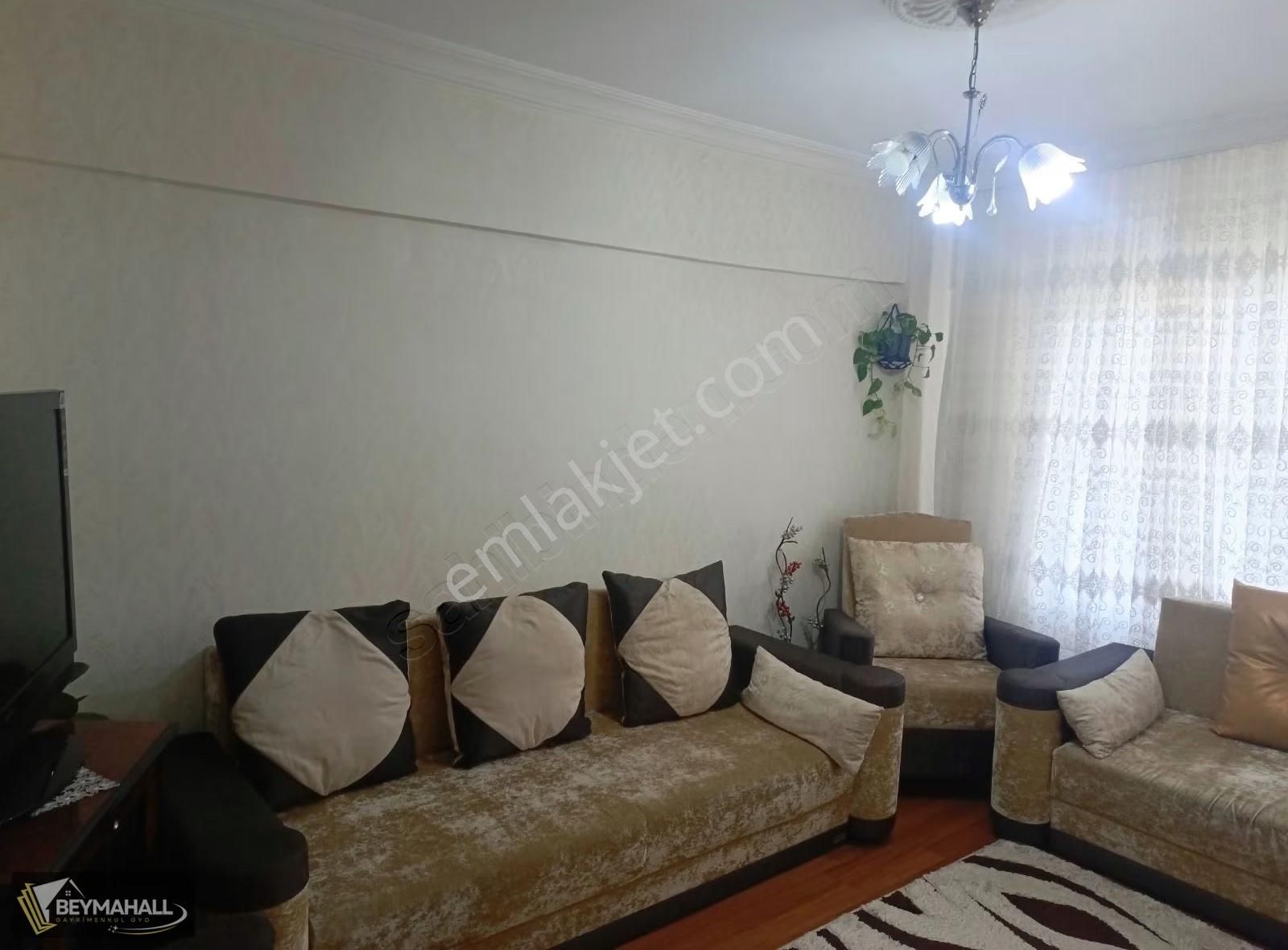 Beymahall Gyo Gazikent Hastane Yakını 3+1 Bakımlı Daire - Görsel 2