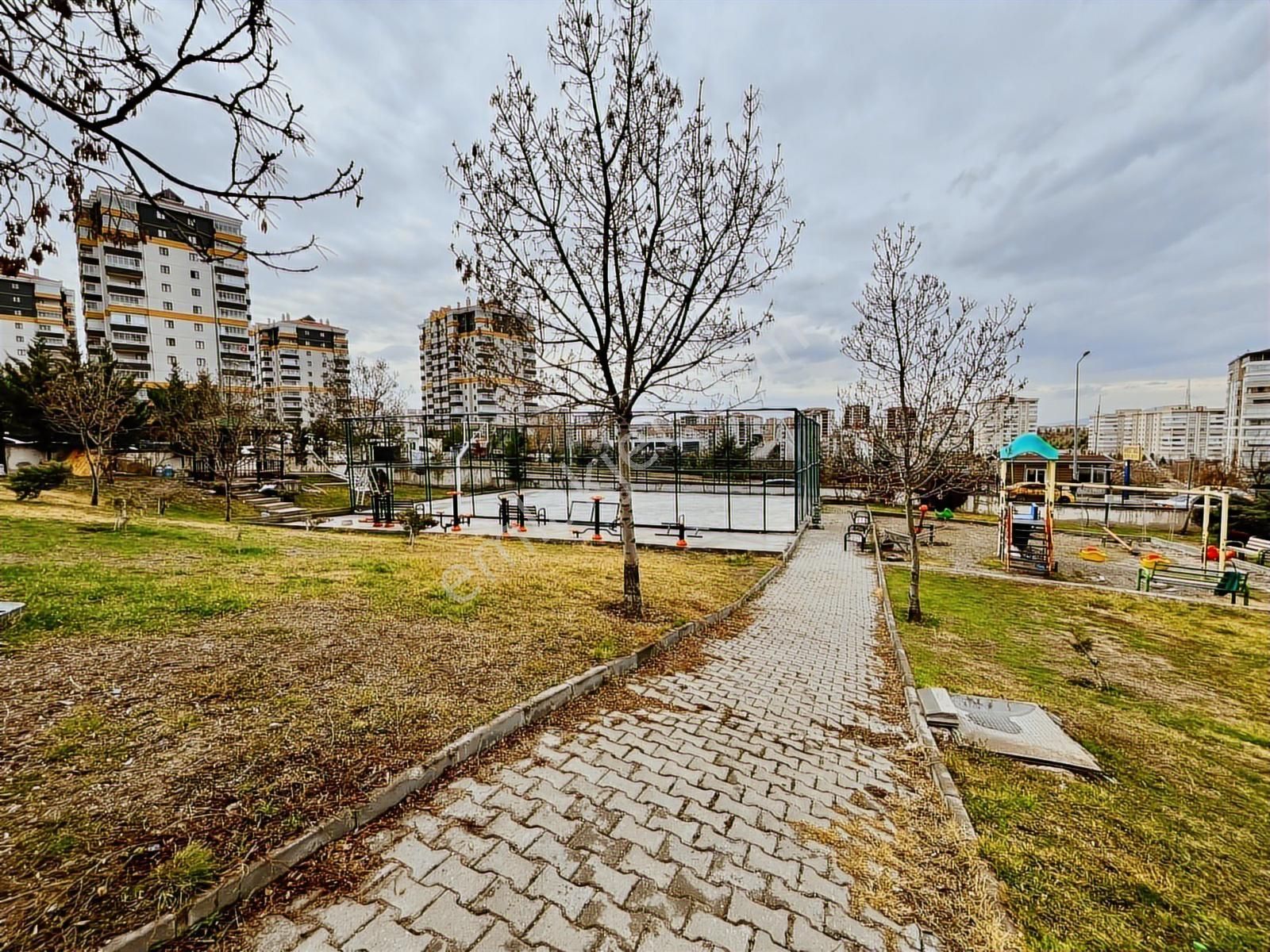 Ahi Mesut Mahallesi Fırsat Dairesi Satılık 3+1 Yüksek Giriş - Görsel 5