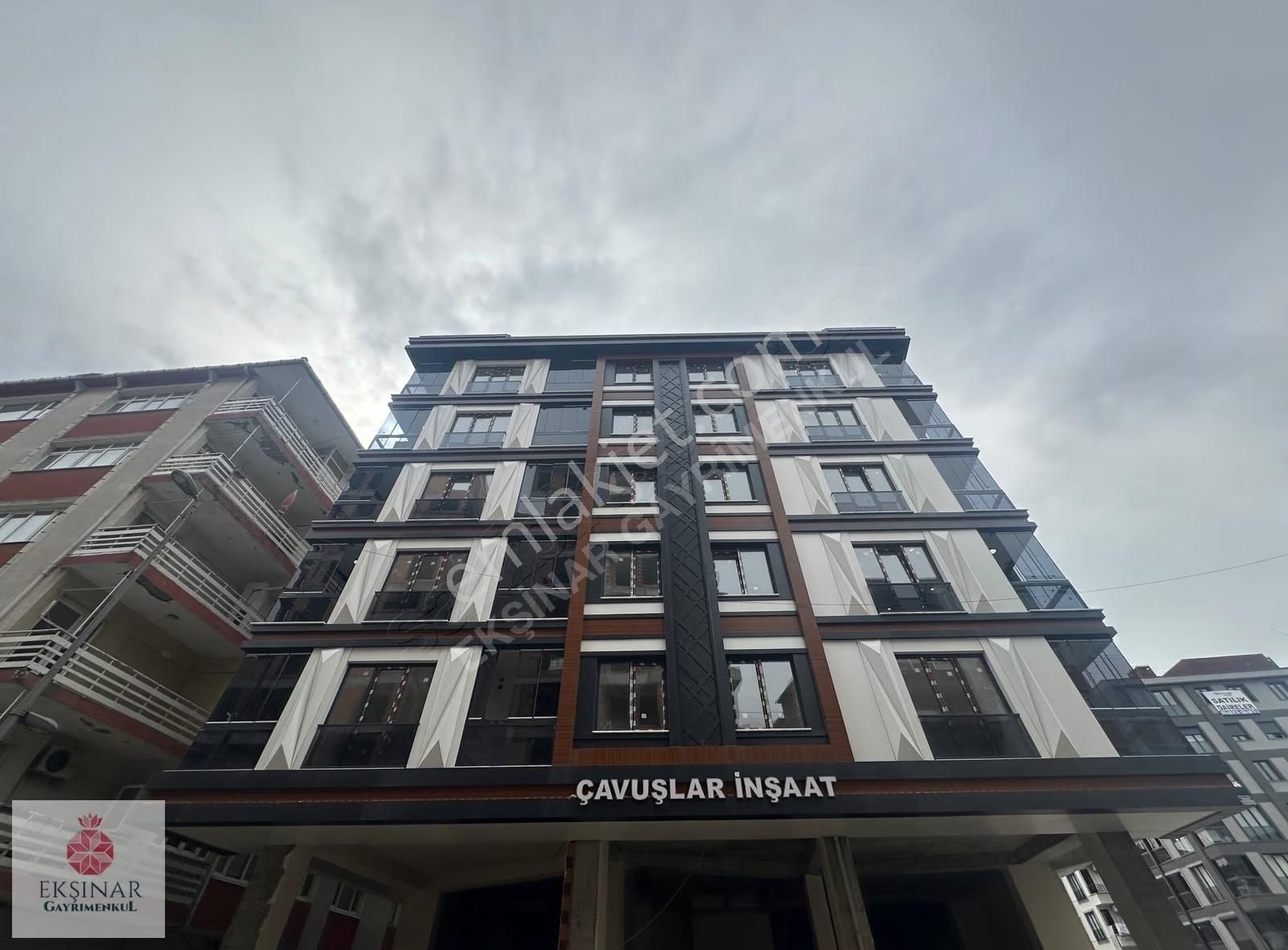 Ekşinar Gayrimenkul'den Merkezi Konumda Cennette 3+1 Satılık