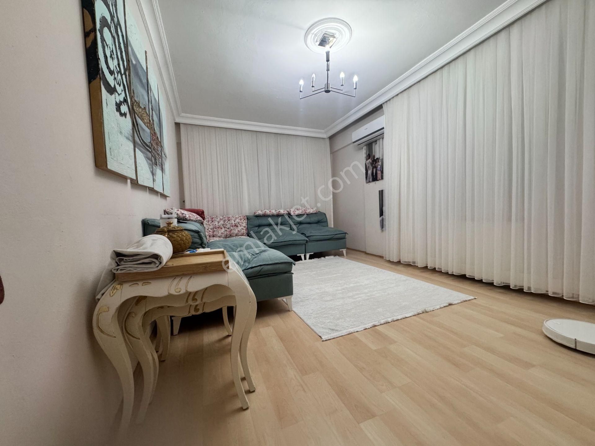 Next House'dan,bahçelievler Cumhuriyet Mah. Ulaşımı Kolay Daire - Görsel 5