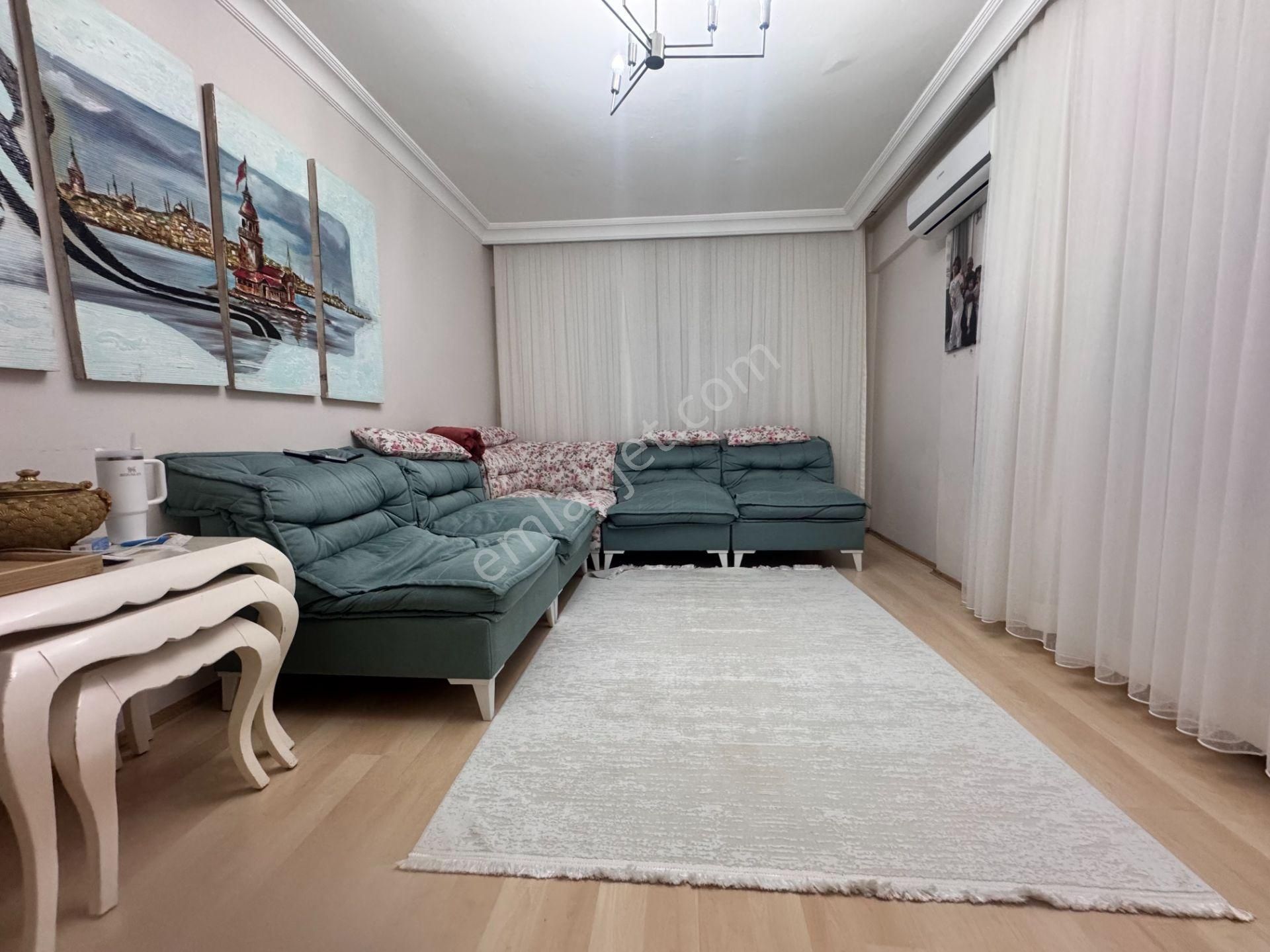 Next House'dan,bahçelievler Cumhuriyet Mah. Ulaşımı Kolay Daire - Görsel 4