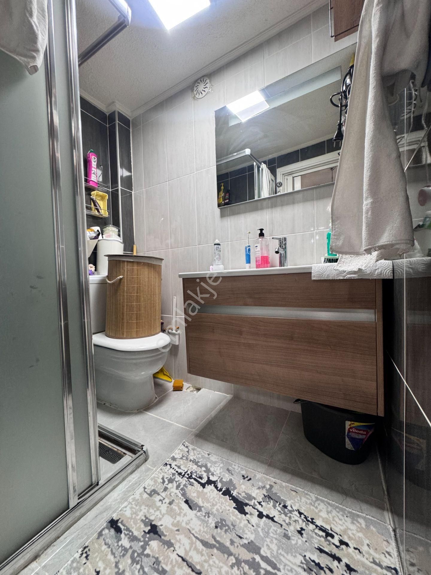 Next House'dan,bahçelievler Cumhuriyet Mah. Ulaşımı Kolay Daire - Görsel 19