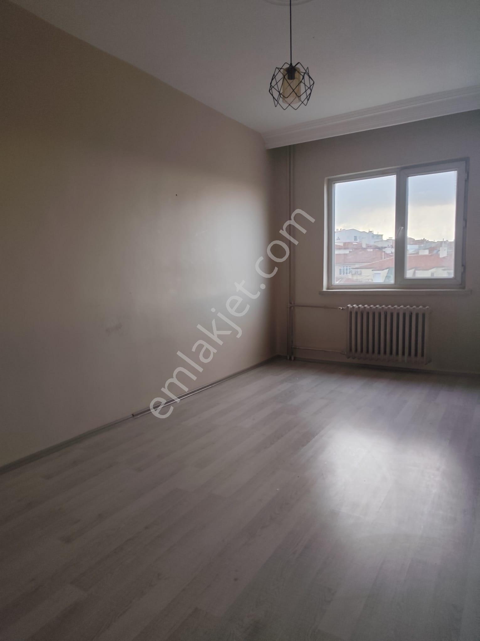 Özgür Gayrimenkul'den Yıldıztepe Mh.de Satılık 3+1 Daire - Görsel 4