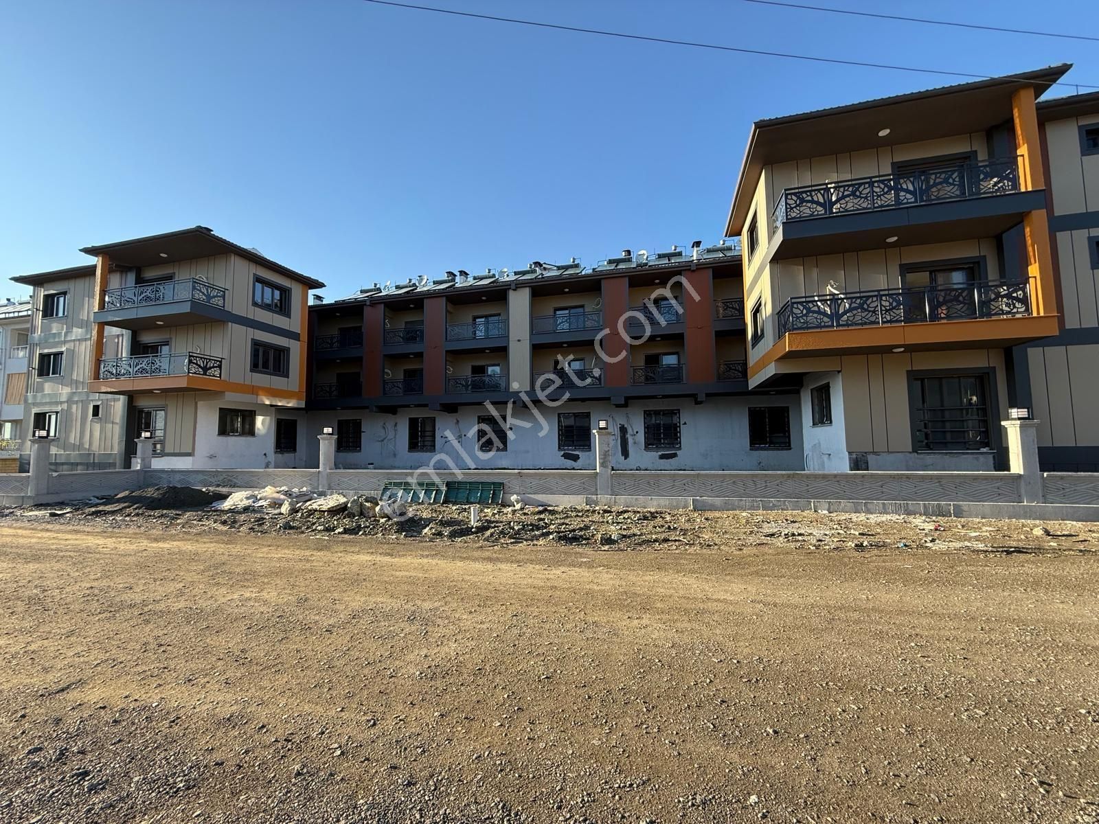 Stoptan Ortaca Bahçelievler *havuzlu Lüks* 1+1 Satılık Daire - Görsel 4