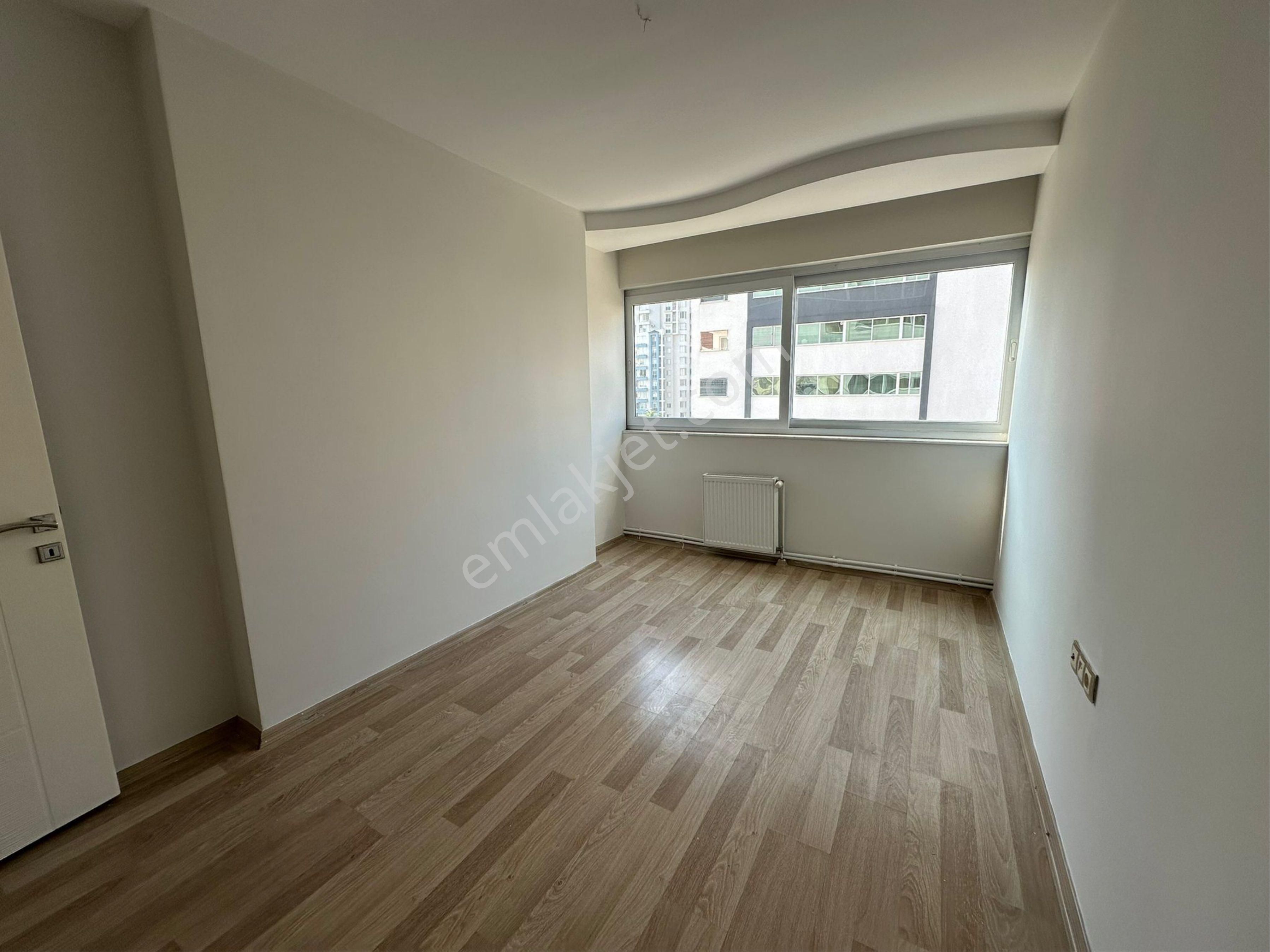 Dream Home'dan Havuzlu B.mutfak Lüks 3+1 - Görsel 14