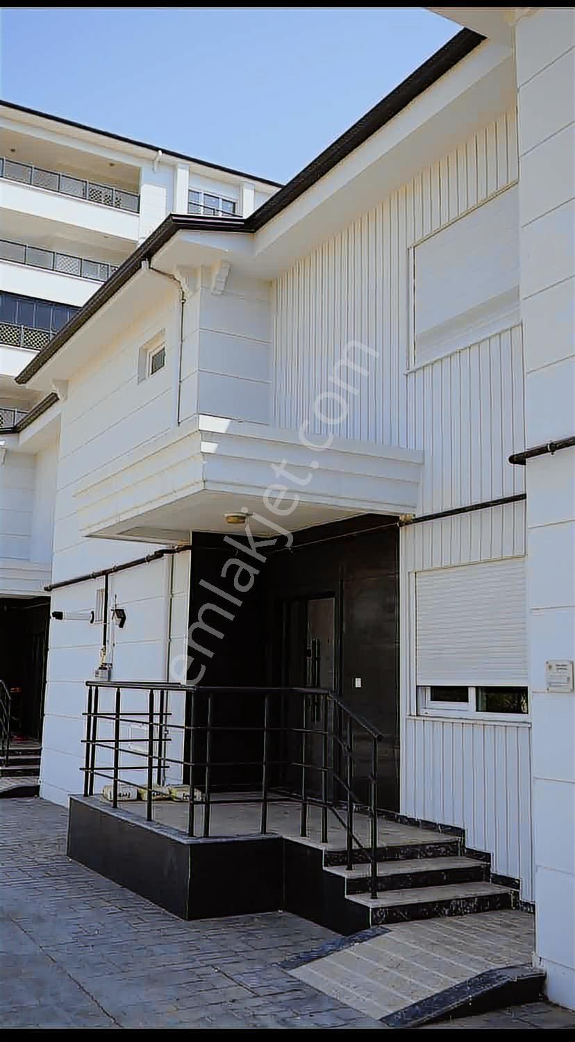 Serik Eminceler 4+1 Lüks Villa - Görsel 4