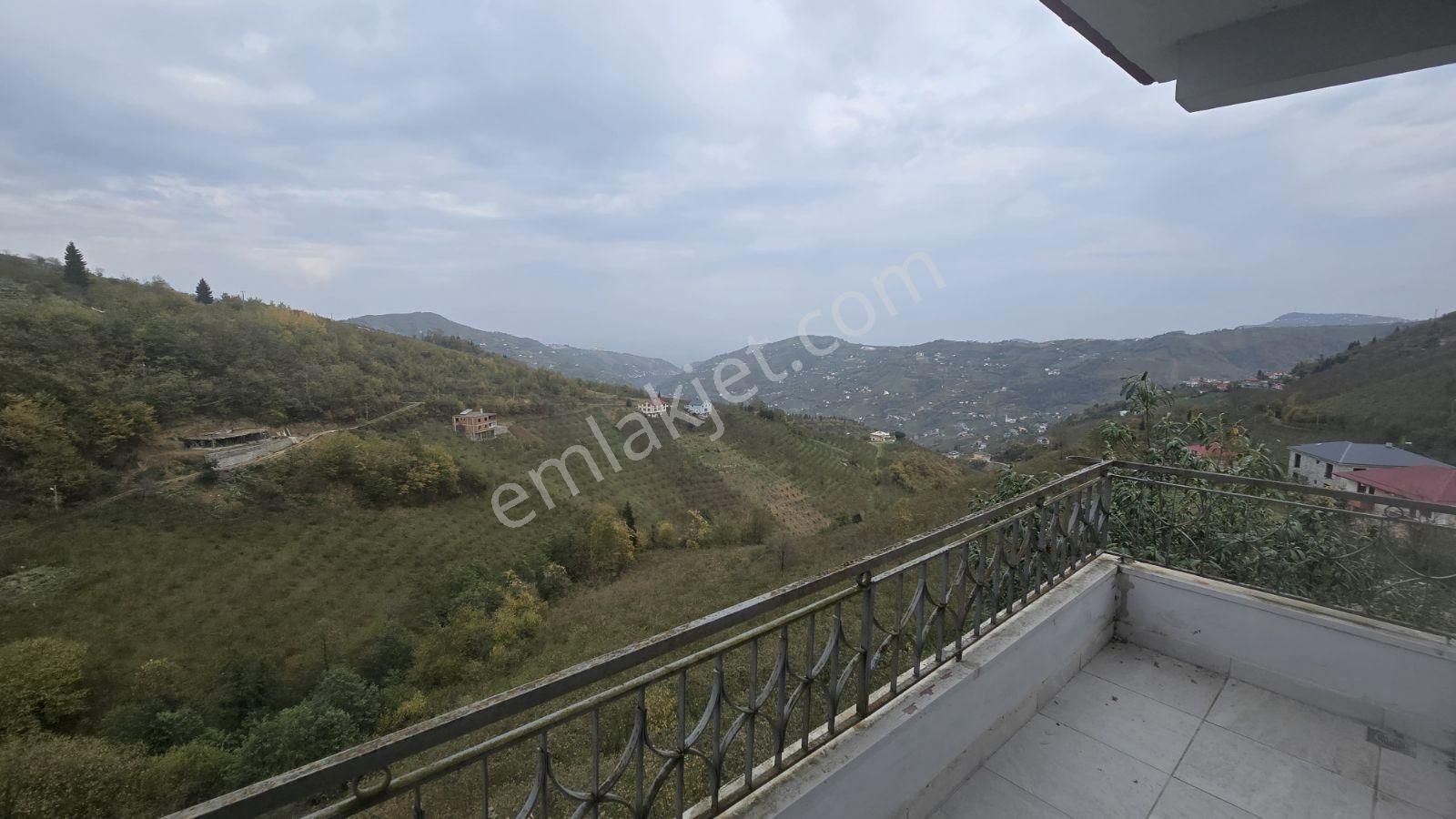 Akçabaat Derecik'te 6 Dönüm Arsa İçinde Müstakil Ev - Görsel 18