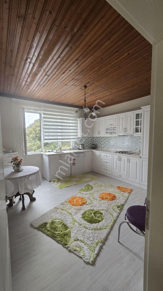 Akçabaat Derecik'te 6 Dönüm Arsa İçinde Müstakil Ev - Görsel 30