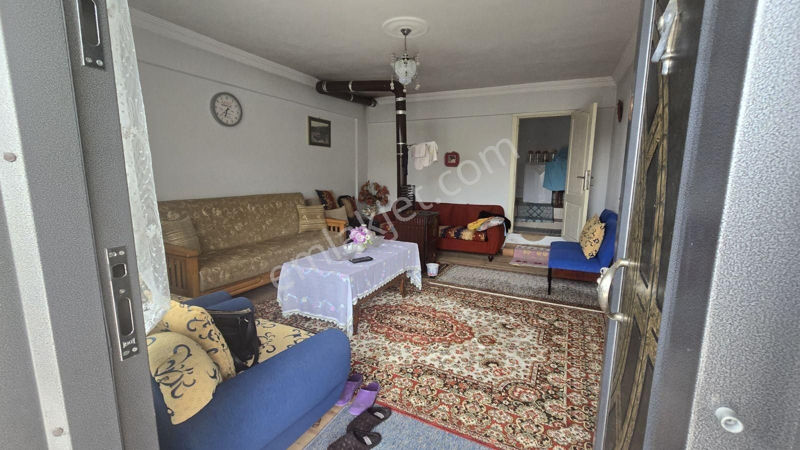 Akçabaat Derecik'te 6 Dönüm Arsa İçinde Müstakil Ev - Görsel 20