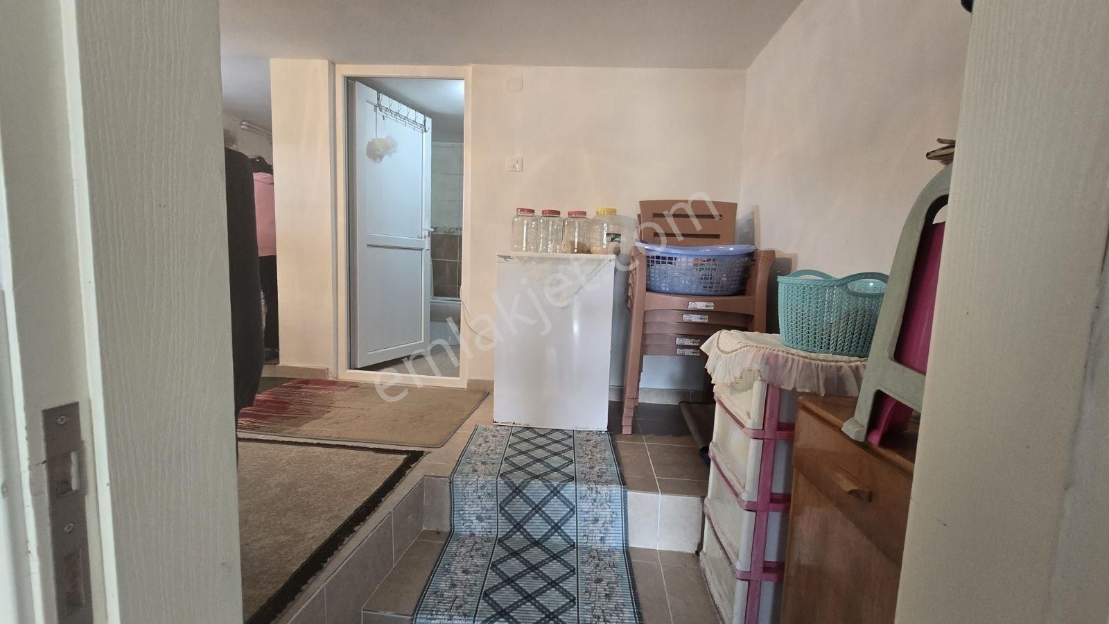 Akçabaat Derecik'te 6 Dönüm Arsa İçinde Müstakil Ev - Görsel 15