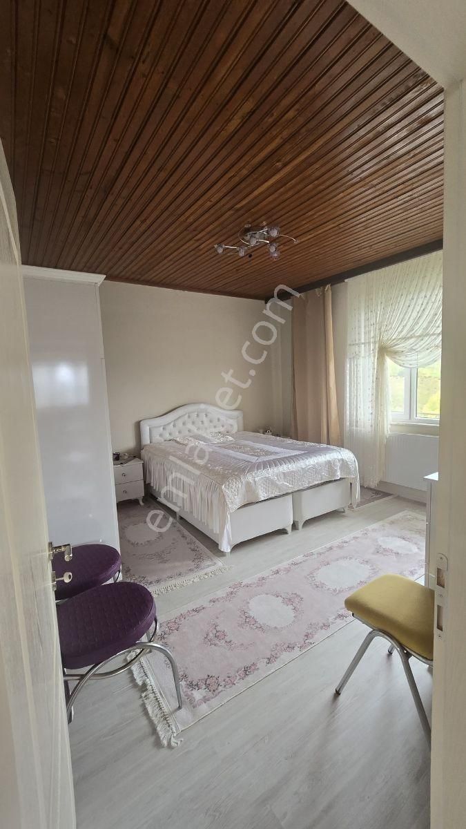 Akçabaat Derecik'te 6 Dönüm Arsa İçinde Müstakil Ev - Görsel 10