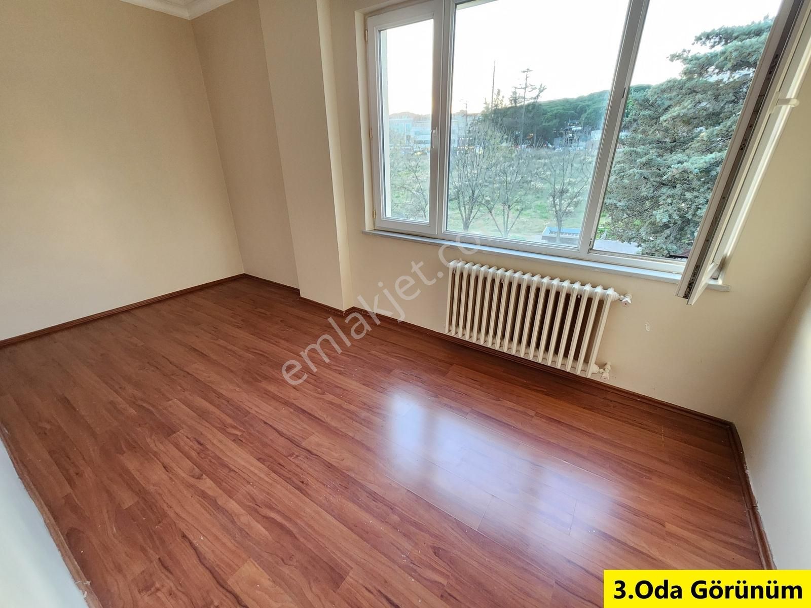 Anka'dan Üsküdar Bulgurlu- Libadiye Caddesinde 40m2 Salonlu 3+1 - Görsel 25