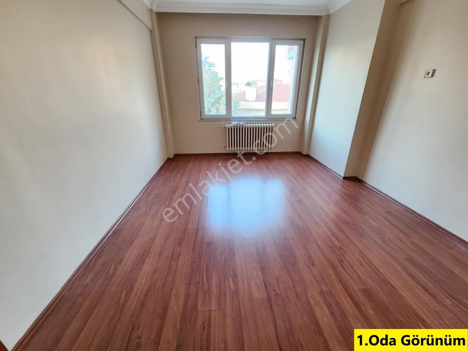 Anka'dan Üsküdar Bulgurlu- Libadiye Caddesinde 40m2 Salonlu 3+1 - Görsel 4