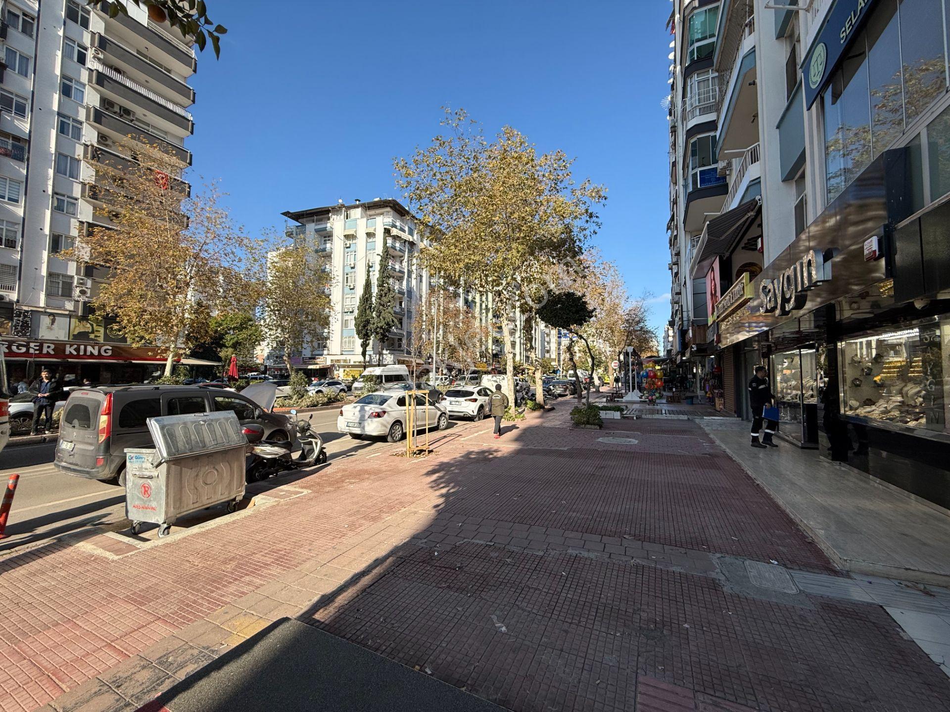 Barajyolu Cadde Üzeri 3+1 165 M2 Kapalı Mutfak Satılık Daire - Görsel 22