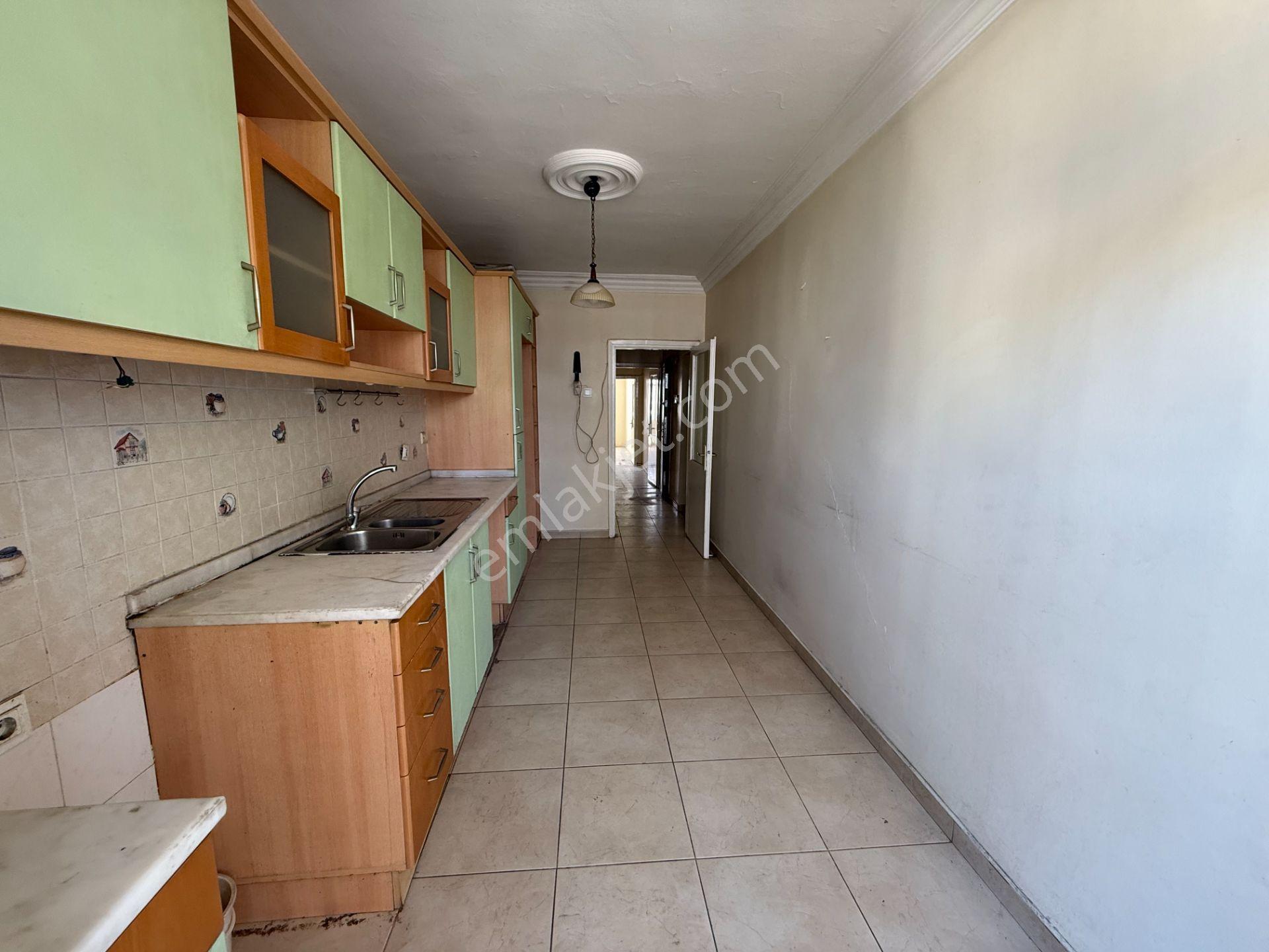 Barajyolu Cadde Üzeri 3+1 165 M2 Kapalı Mutfak Satılık Daire - Görsel 3