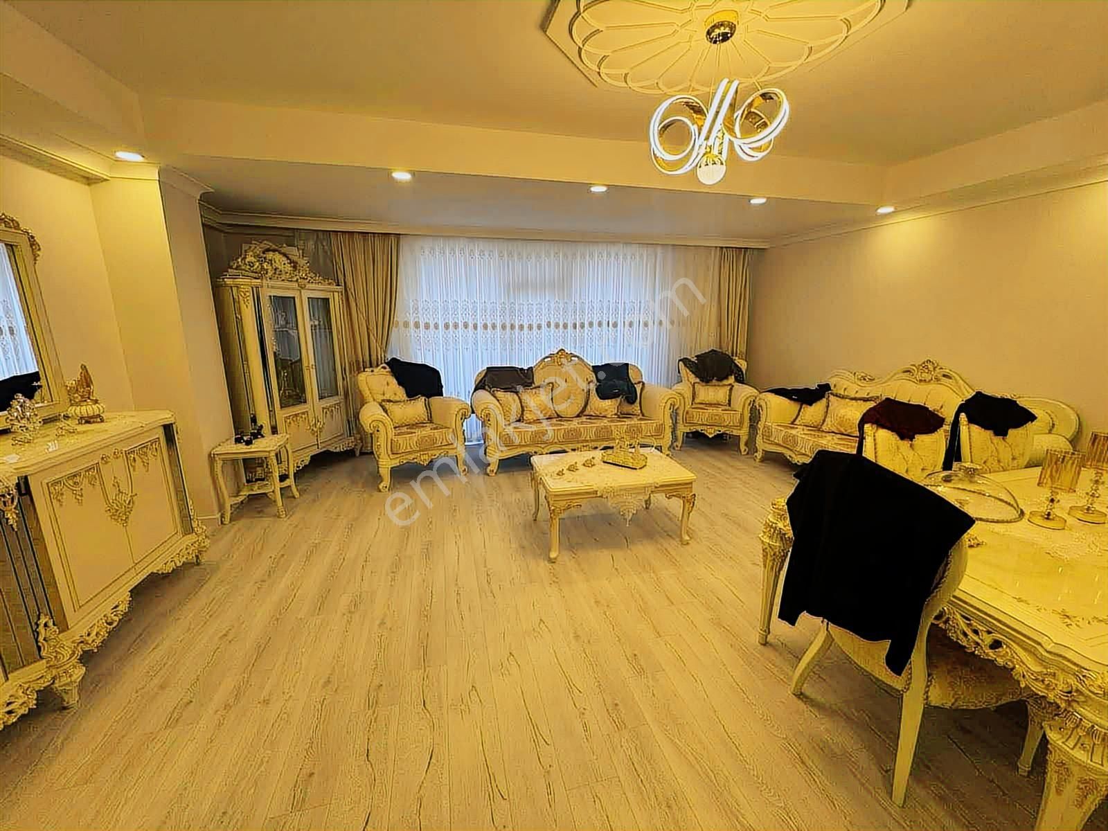 Güvercintepe 3 + 1 Sıfır Arakat Ultra Lüks 3.kat 150 M2 Daire