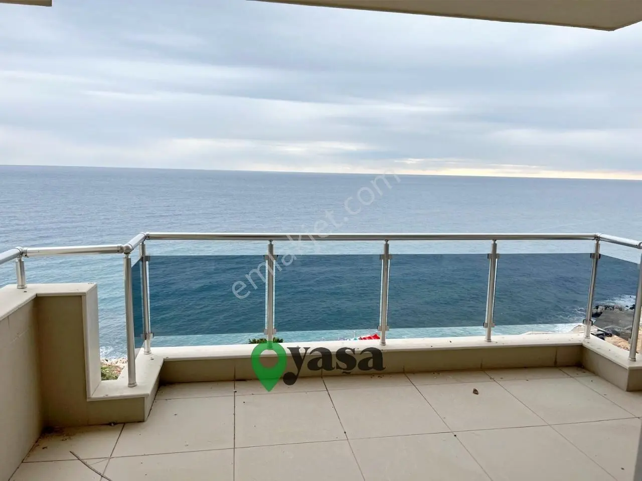 Yaşa Gyd - Liparis Sungate Sitesi'nde Denize Sıfır Satılık 2+1 - Görsel 3