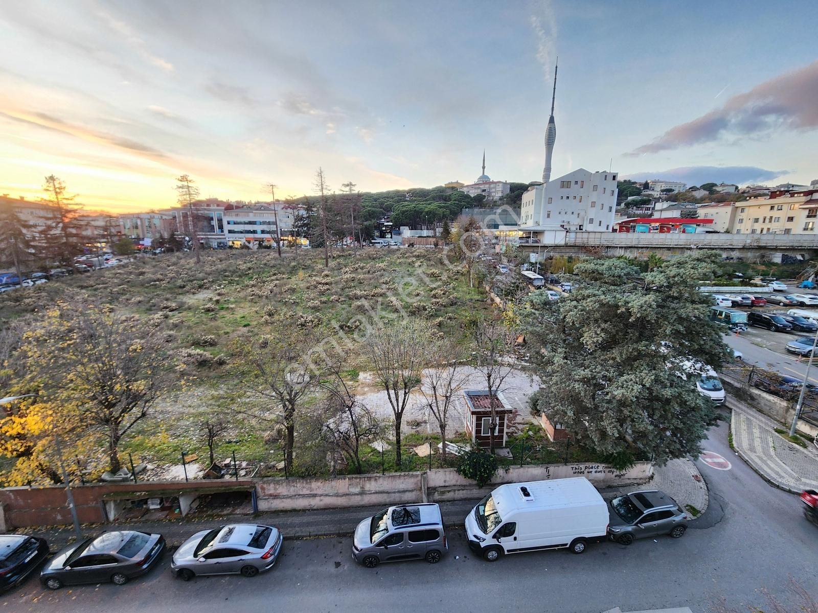 Anka'dan Üsküdar Bulgurlu- Libadiye Caddesinde 40m2 Salonlu 3+1 - Görsel 17