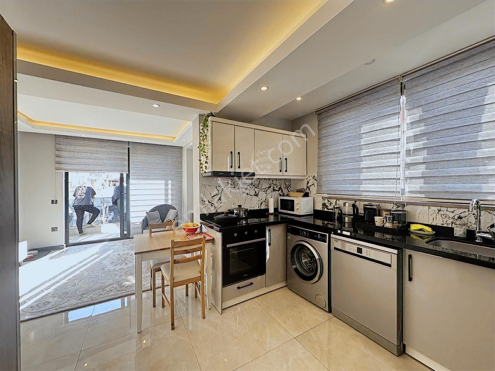 1+1 Ayrı Mutfak Denize 200 Metre Havuzlu Geniş Fırsat Residance - Görsel 7