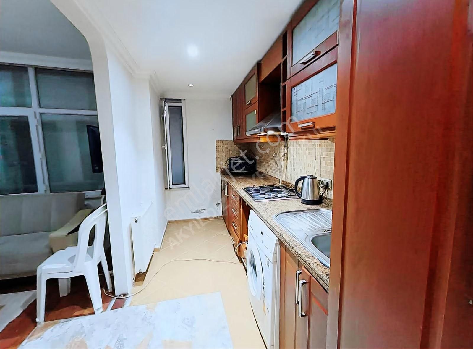 Şişli Merkezde Eşyalı Faturalar Dahil Kiralık Büyük 1+0 Daire!.. - Görsel 28