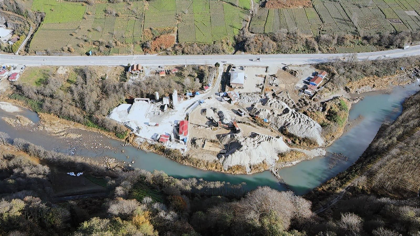 Realty World Taka'dan Rize Kalkandere'de Satılık Ticari Arsa - Görsel 5