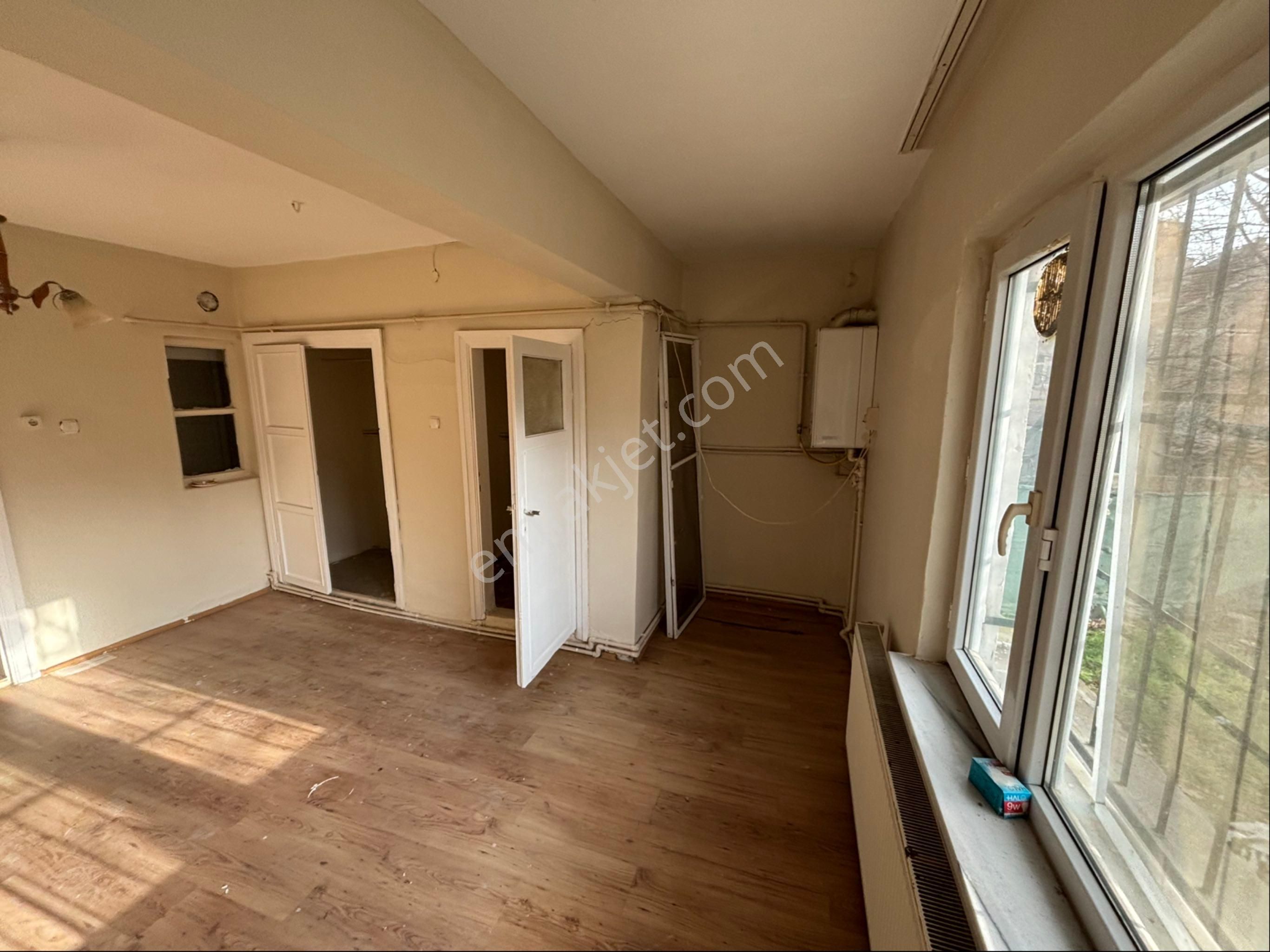 Ak Auto Gayrimenkul'dan Tekirdağ Süleymanpaşa Zafer Mah Satılık Müstakil 2 Katlı Ev - Görsel 23