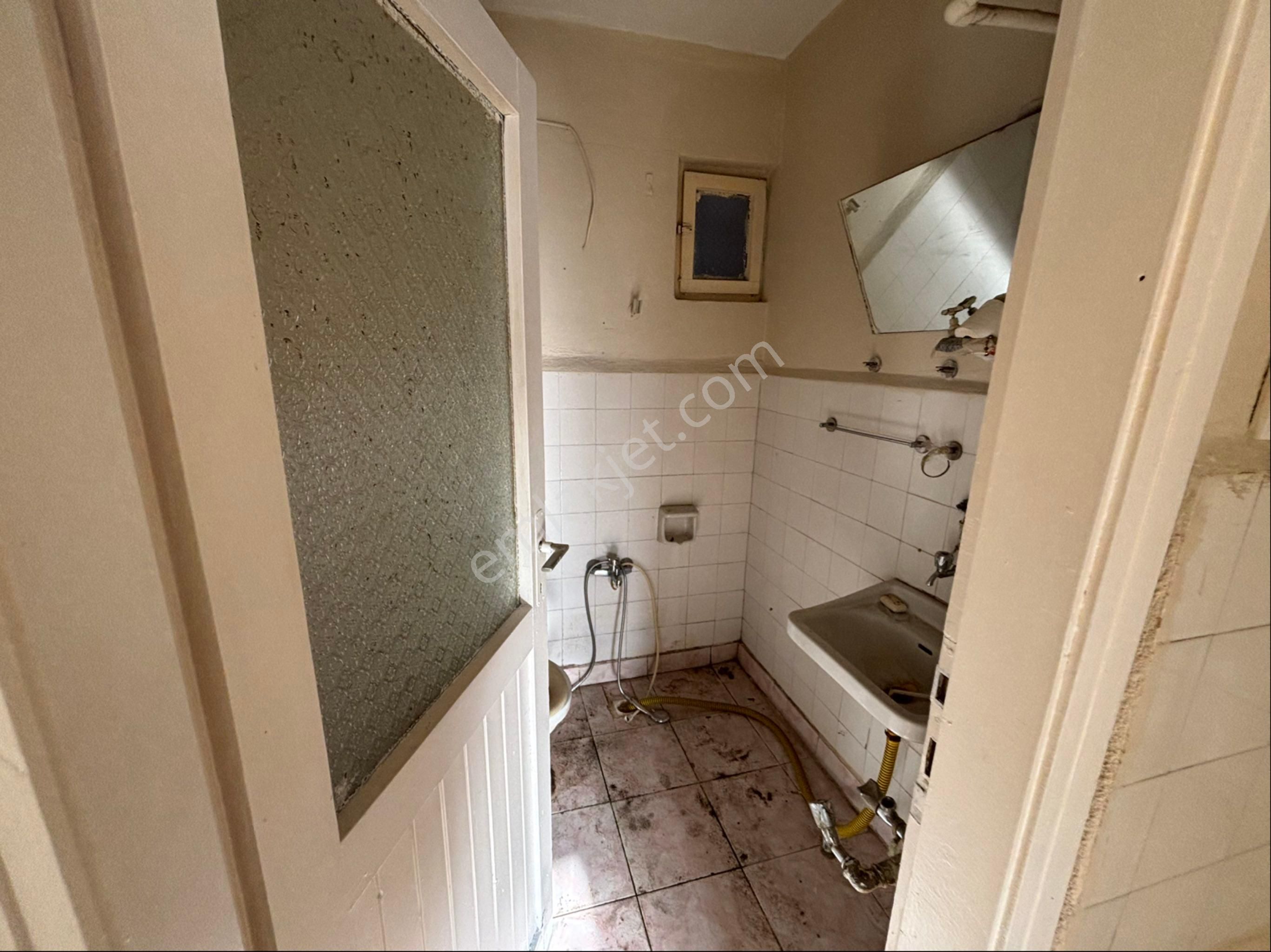 Ak Auto Gayrimenkul'dan Tekirdağ Süleymanpaşa Zafer Mah Satılık Müstakil 2 Katlı Ev - Görsel 9