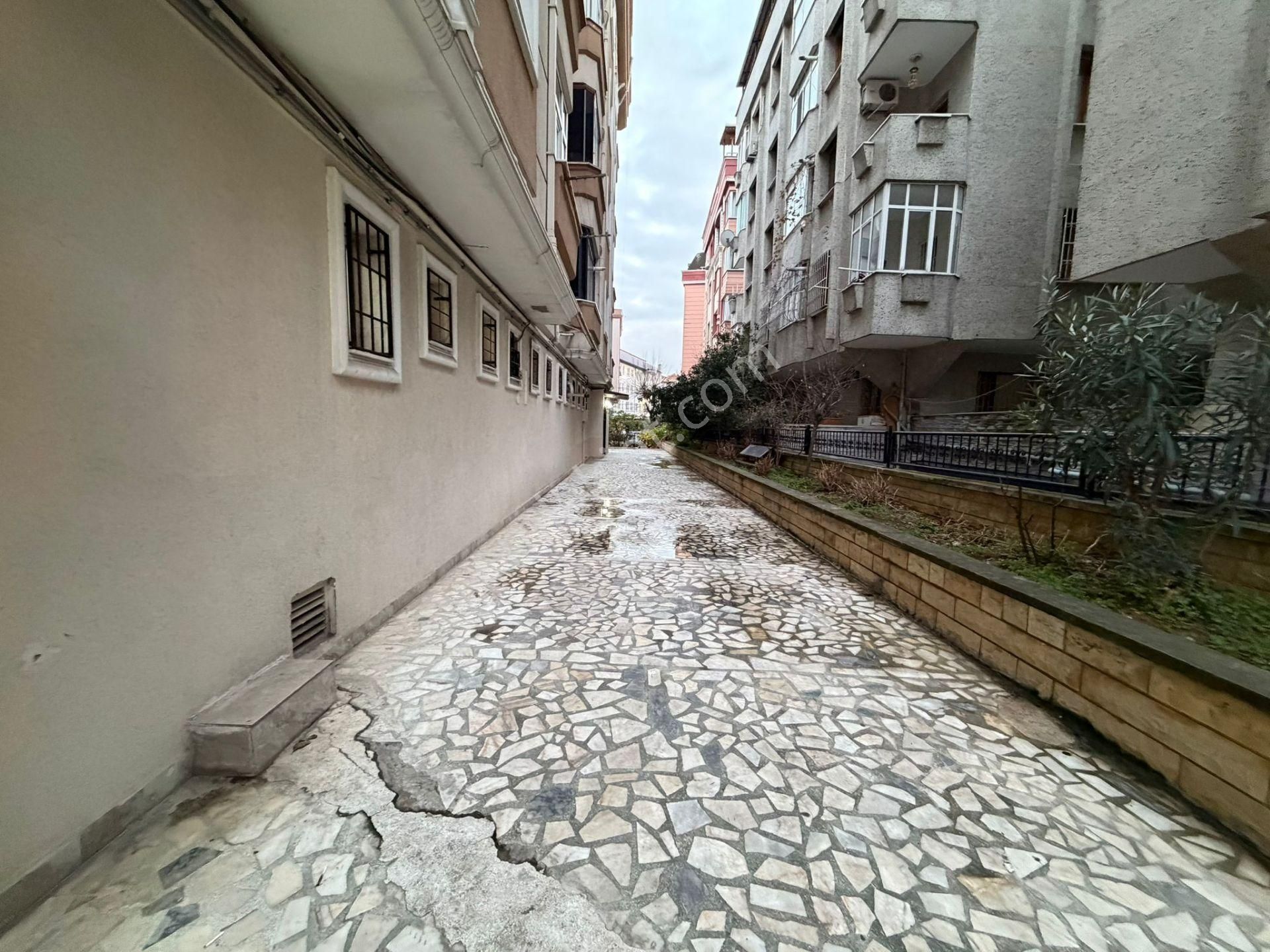 Bahçelievler Talatpaşa Caddesi Üzeri 160m2 Ön Cephe 3+1 Daire - Görsel 28