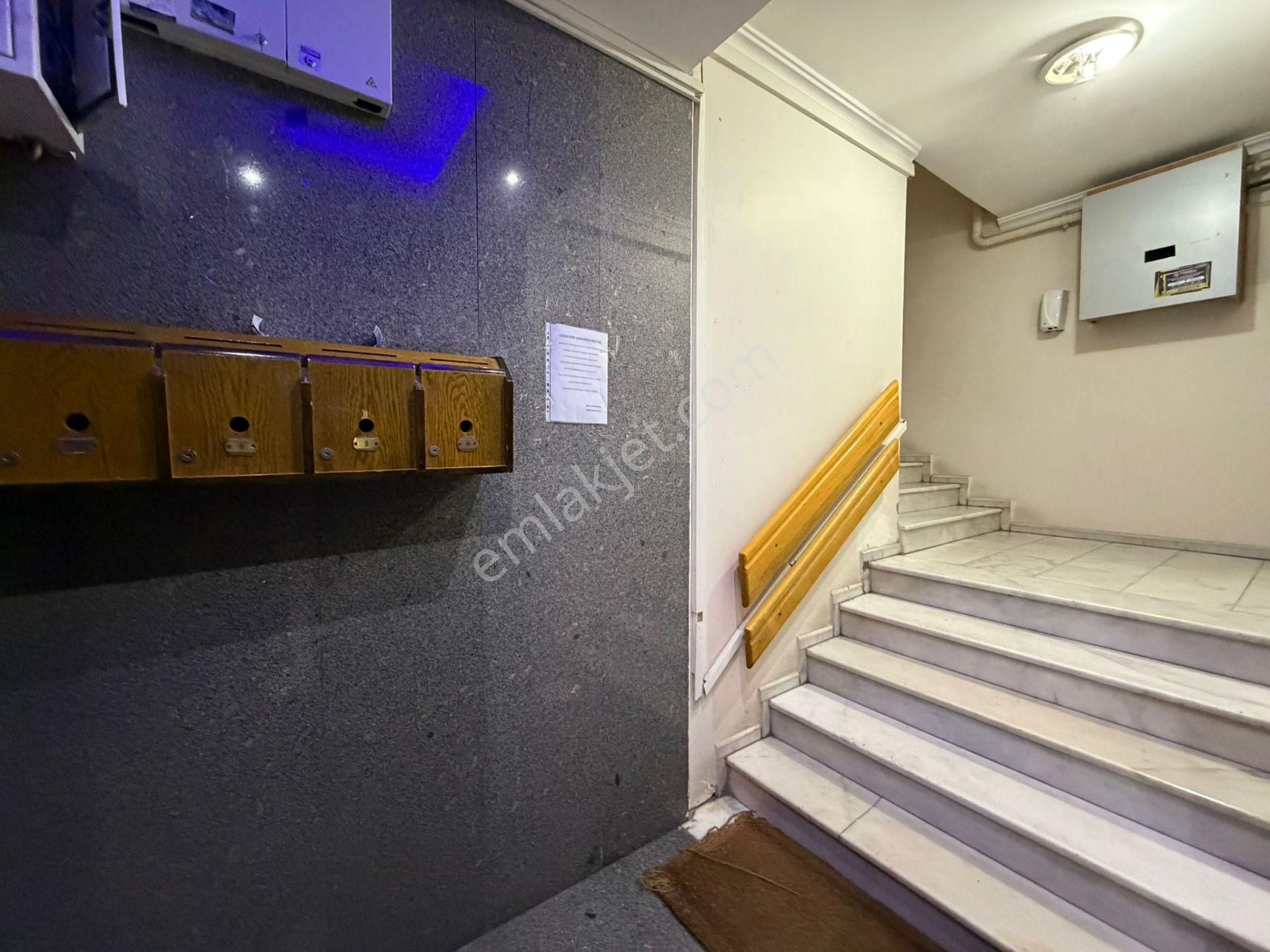 Bahçelievler Talatpaşa Caddesi Üzeri 160m2 Ön Cephe 3+1 Daire - Görsel 27