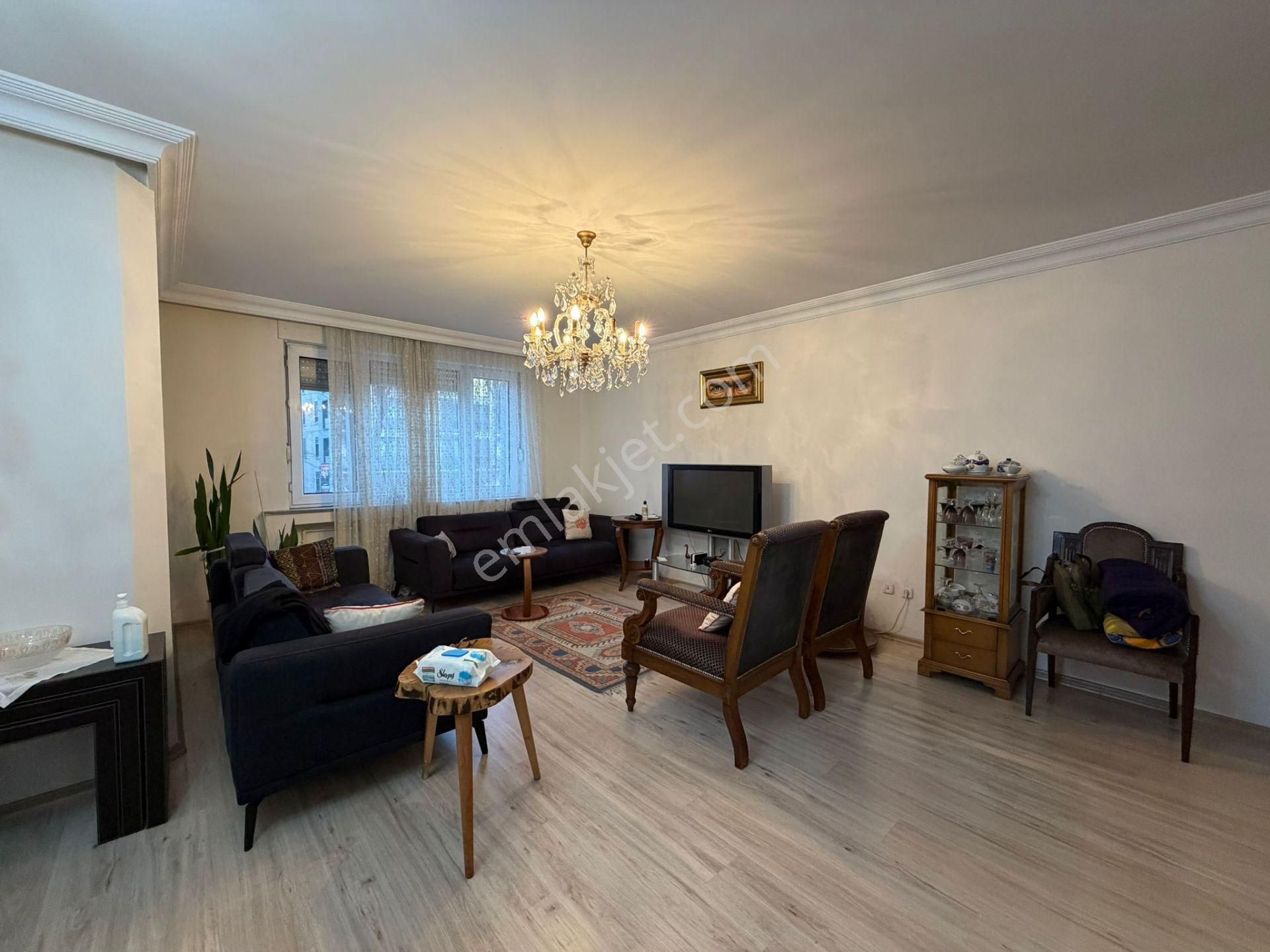 Bahçelievler Talatpaşa Caddesi Üzeri 160m2 Ön Cephe 3+1 Daire - Görsel 2