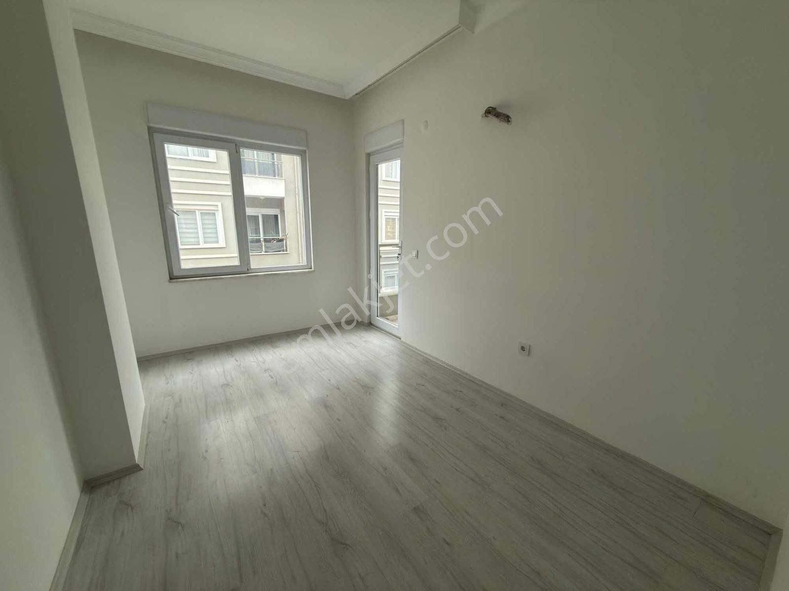 Kiralık Ayrı Mutfak Geniş Ferah Önü Açık Daire - Görsel 15