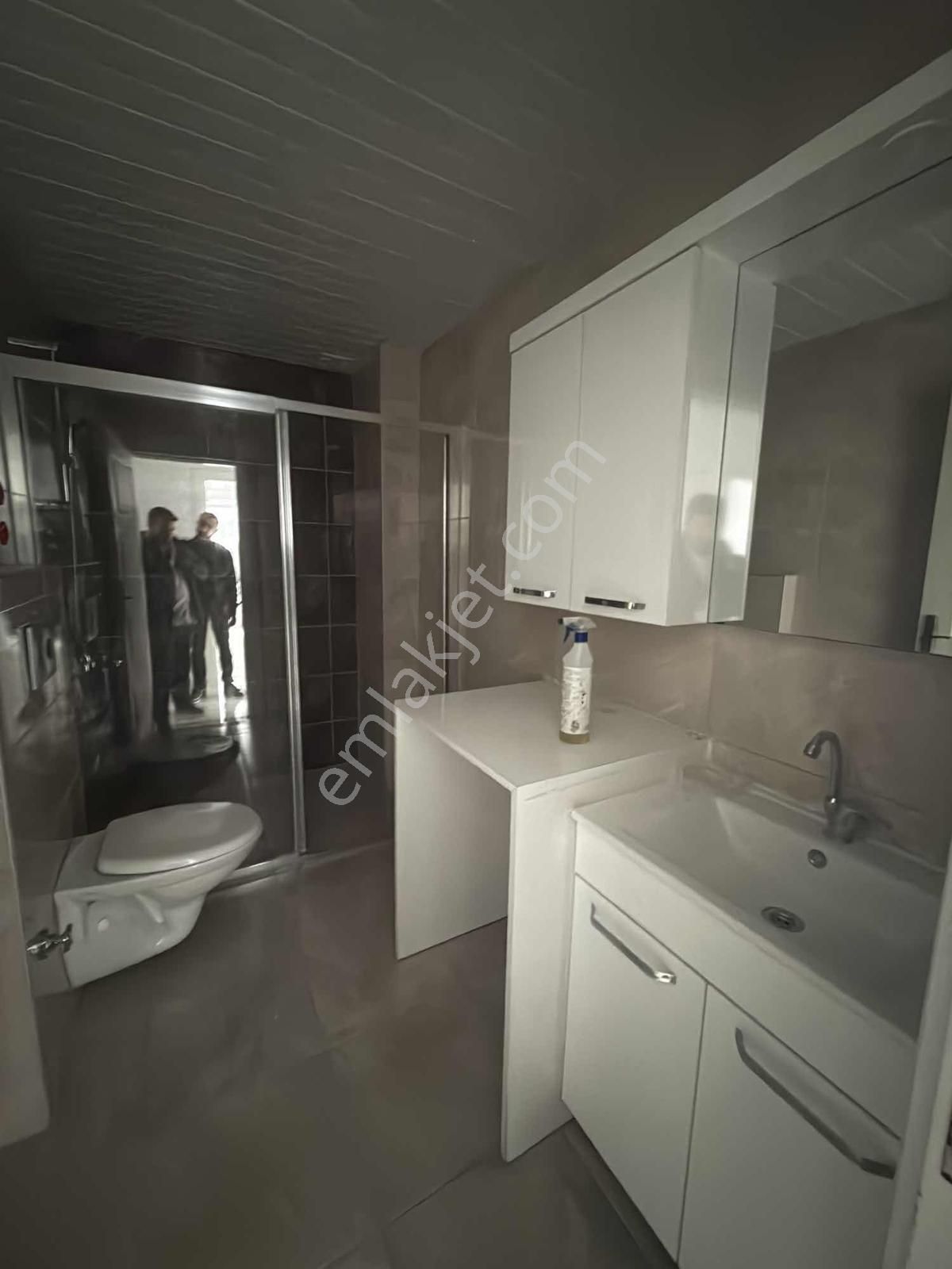 Kiralık Ayrı Mutfak Geniş Ferah Önü Açık Daire - Görsel 4
