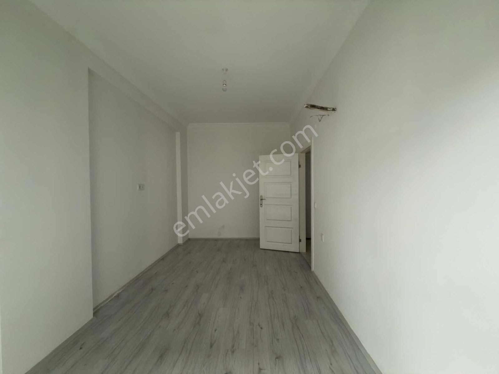 Kiralık Ayrı Mutfak Geniş Ferah Önü Açık Daire - Görsel 9