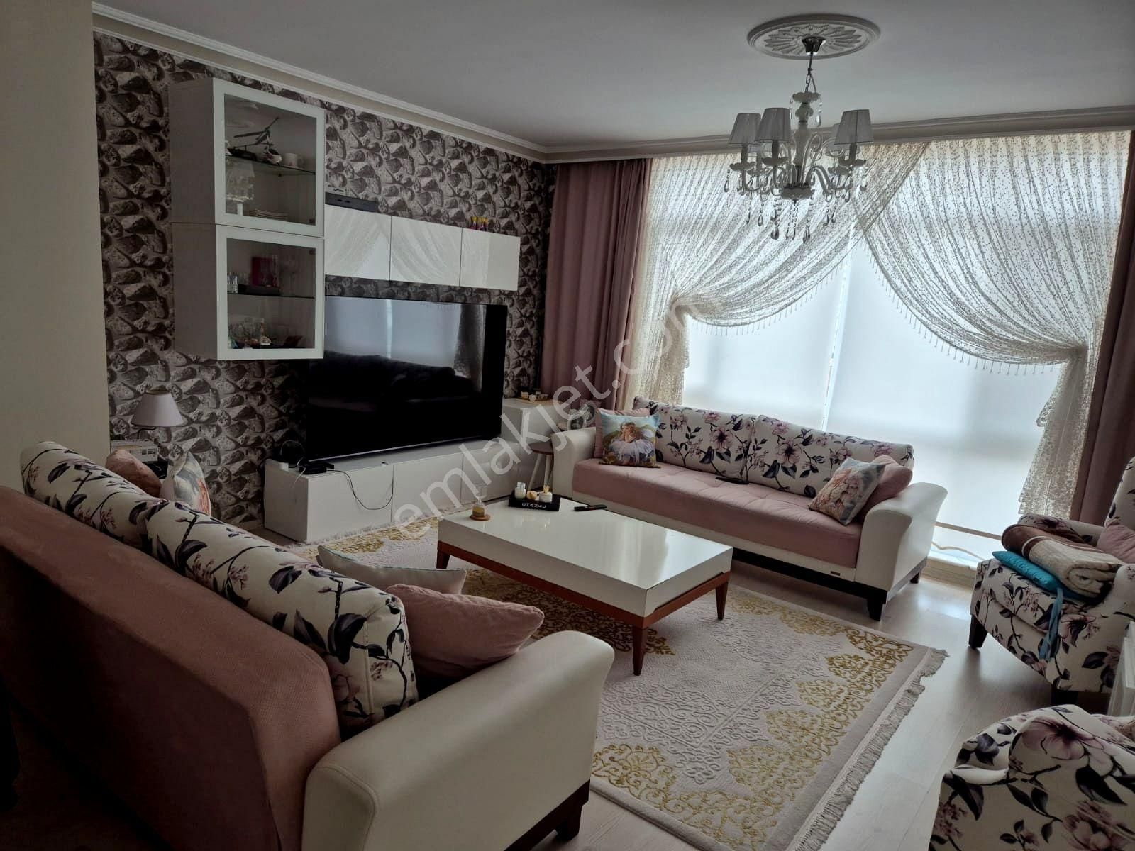 Emre Emlak'tan Ahimesut'da Arakat Asansörlü Site İçi Satılık 3+1 Daire - Görsel 8